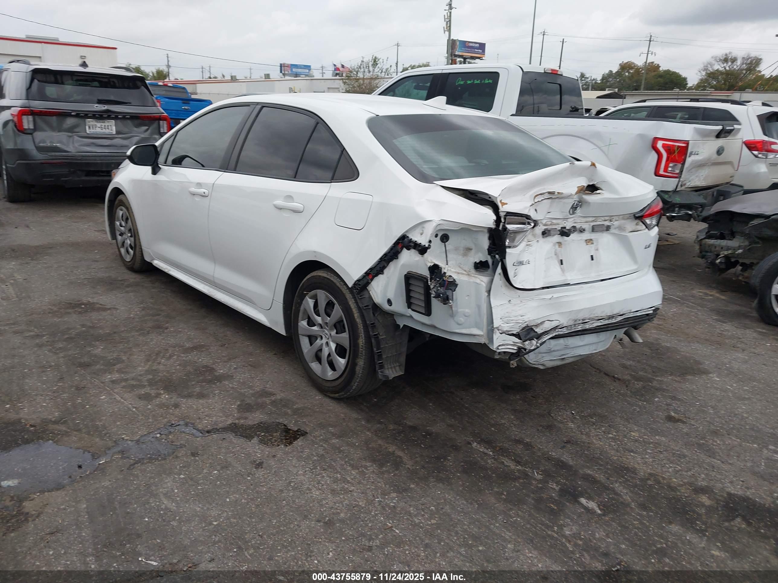TOYOTA COROLLA image 3