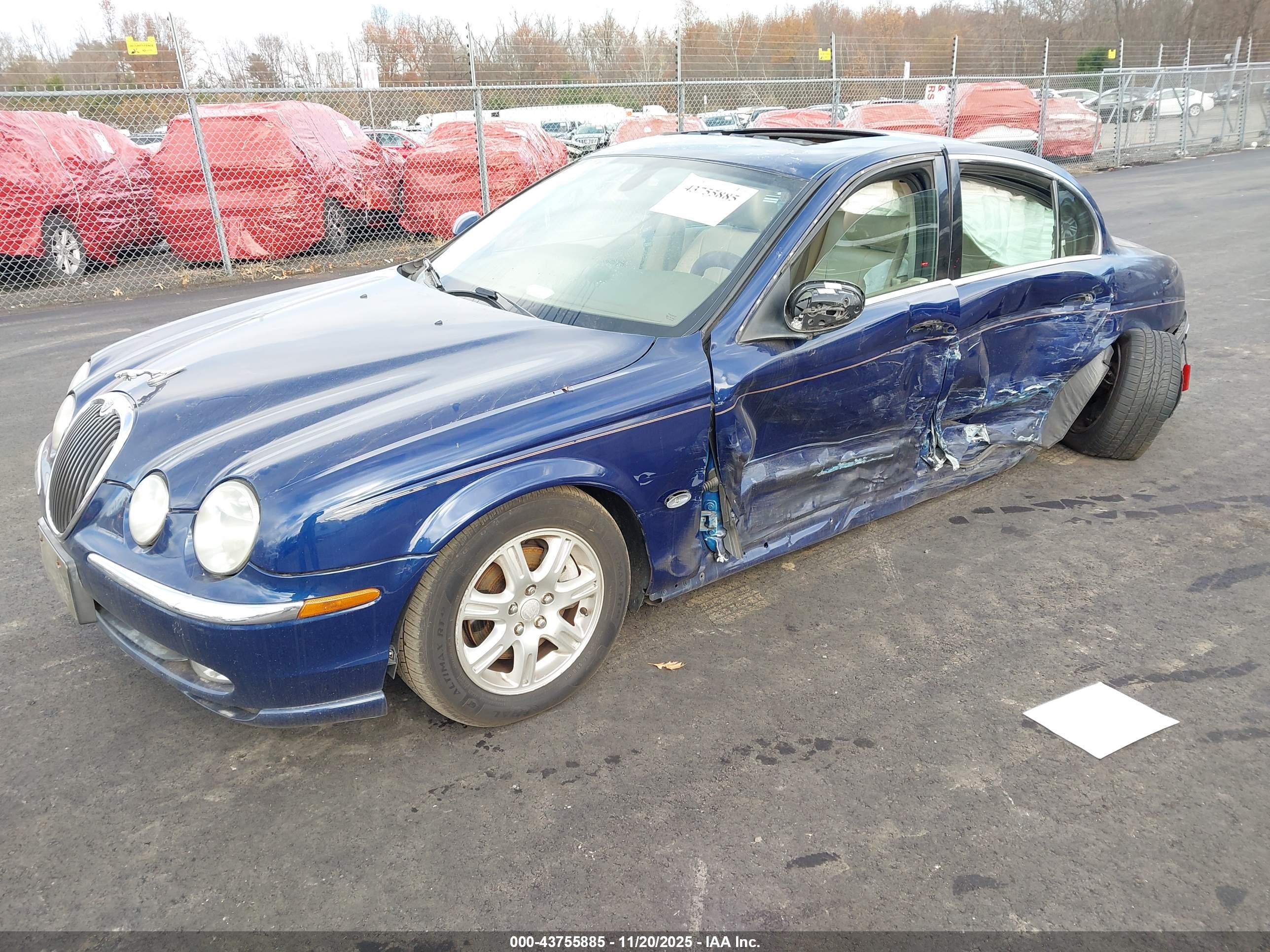 JAGUAR S-TYPE image 2