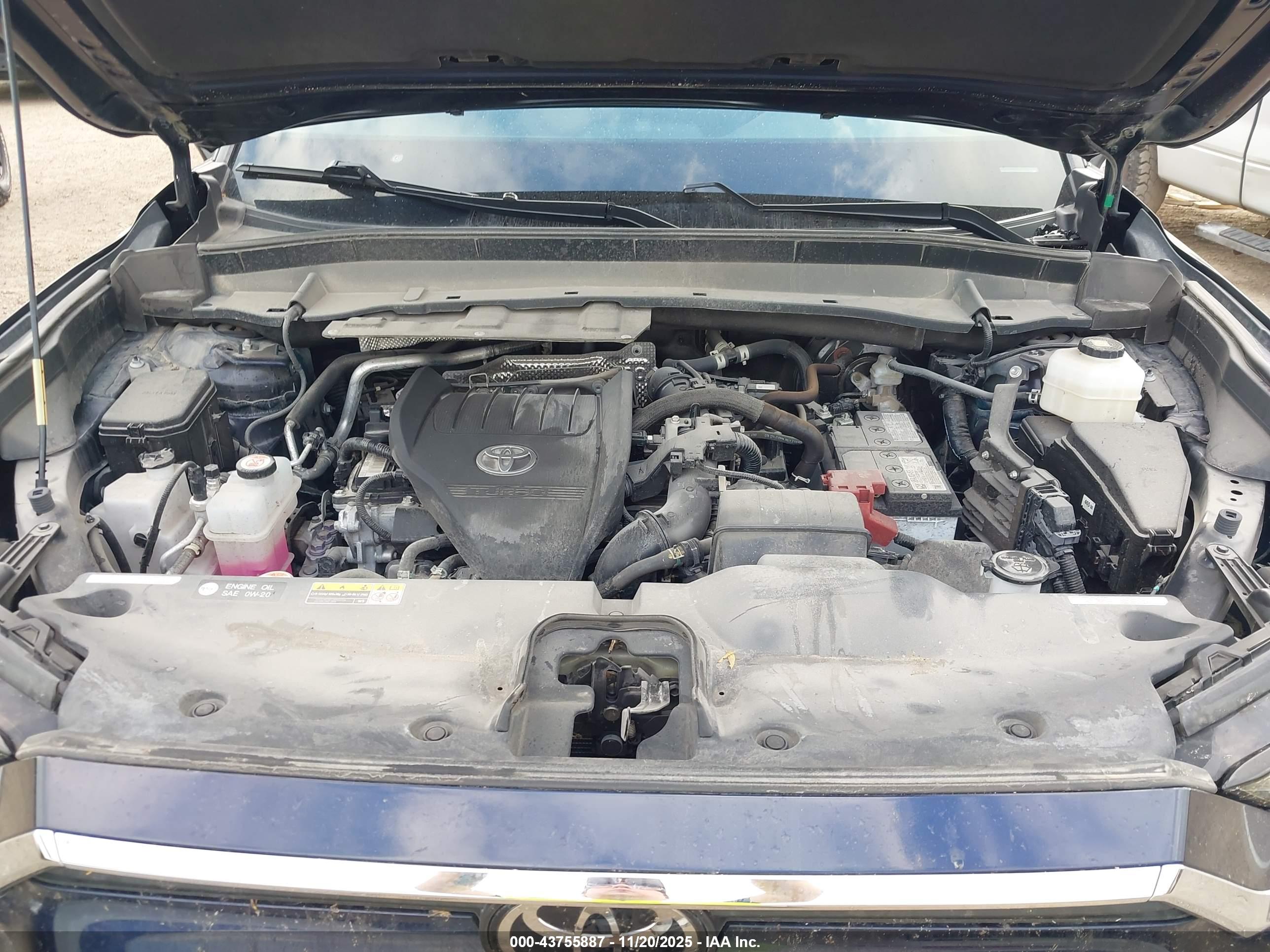 TOYOTA GRAND image 10