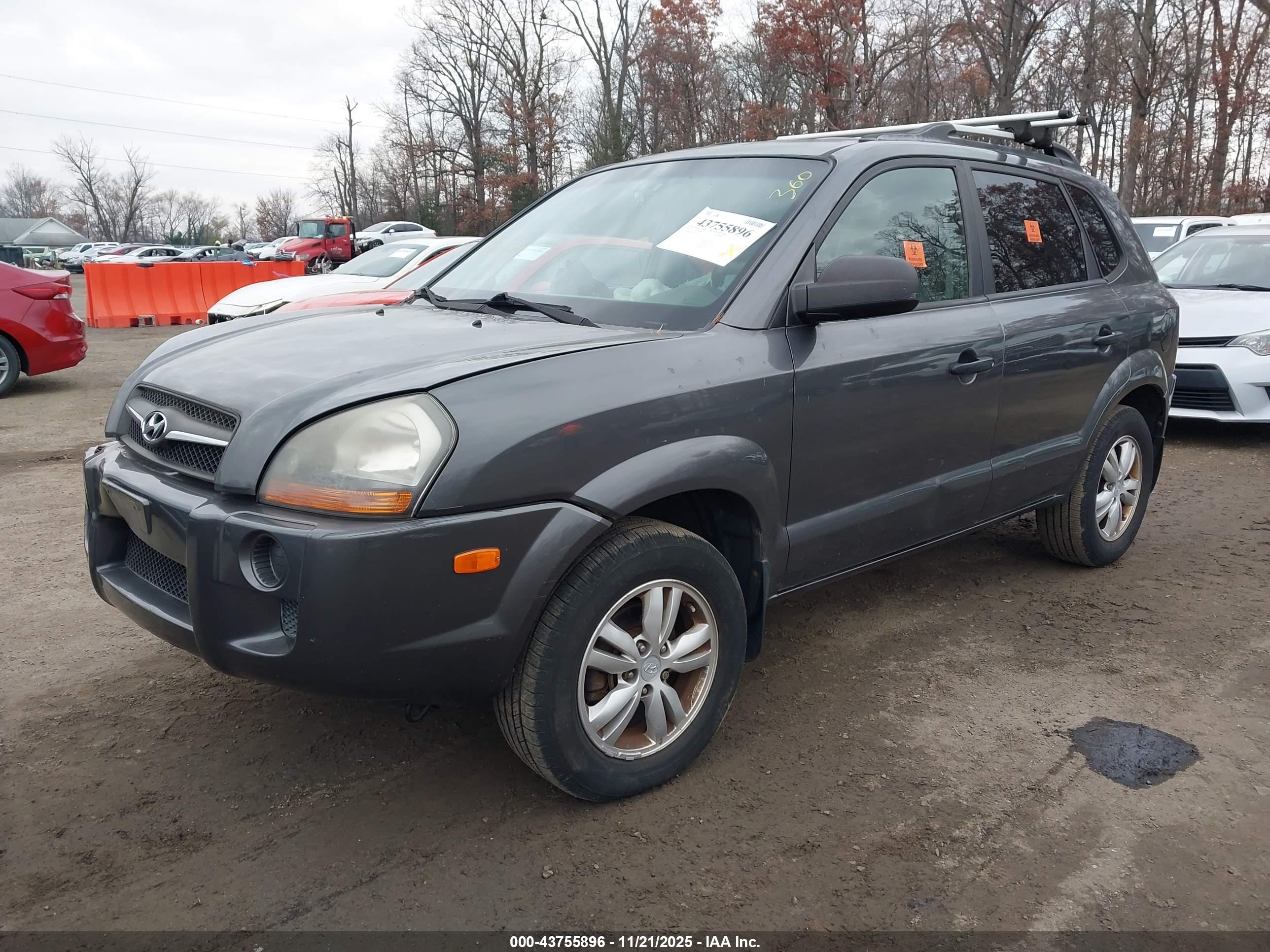 HYUNDAI TUCSON image 2