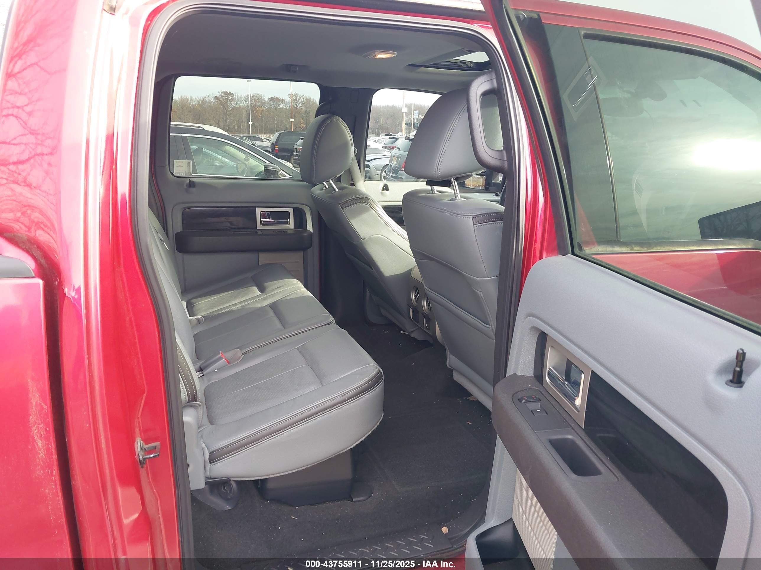 FORD F-150 image 8