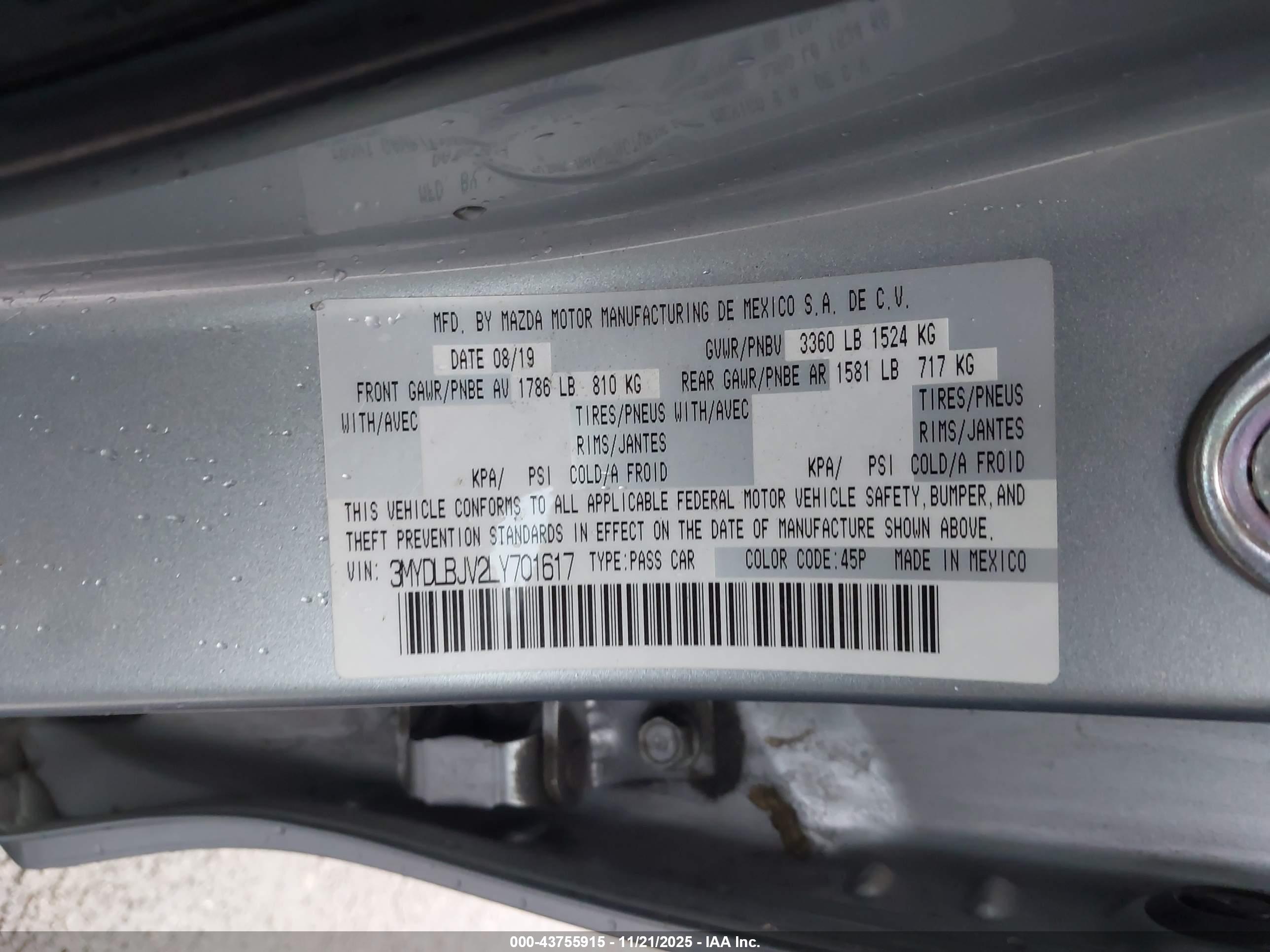 TOYOTA YARIS image 9