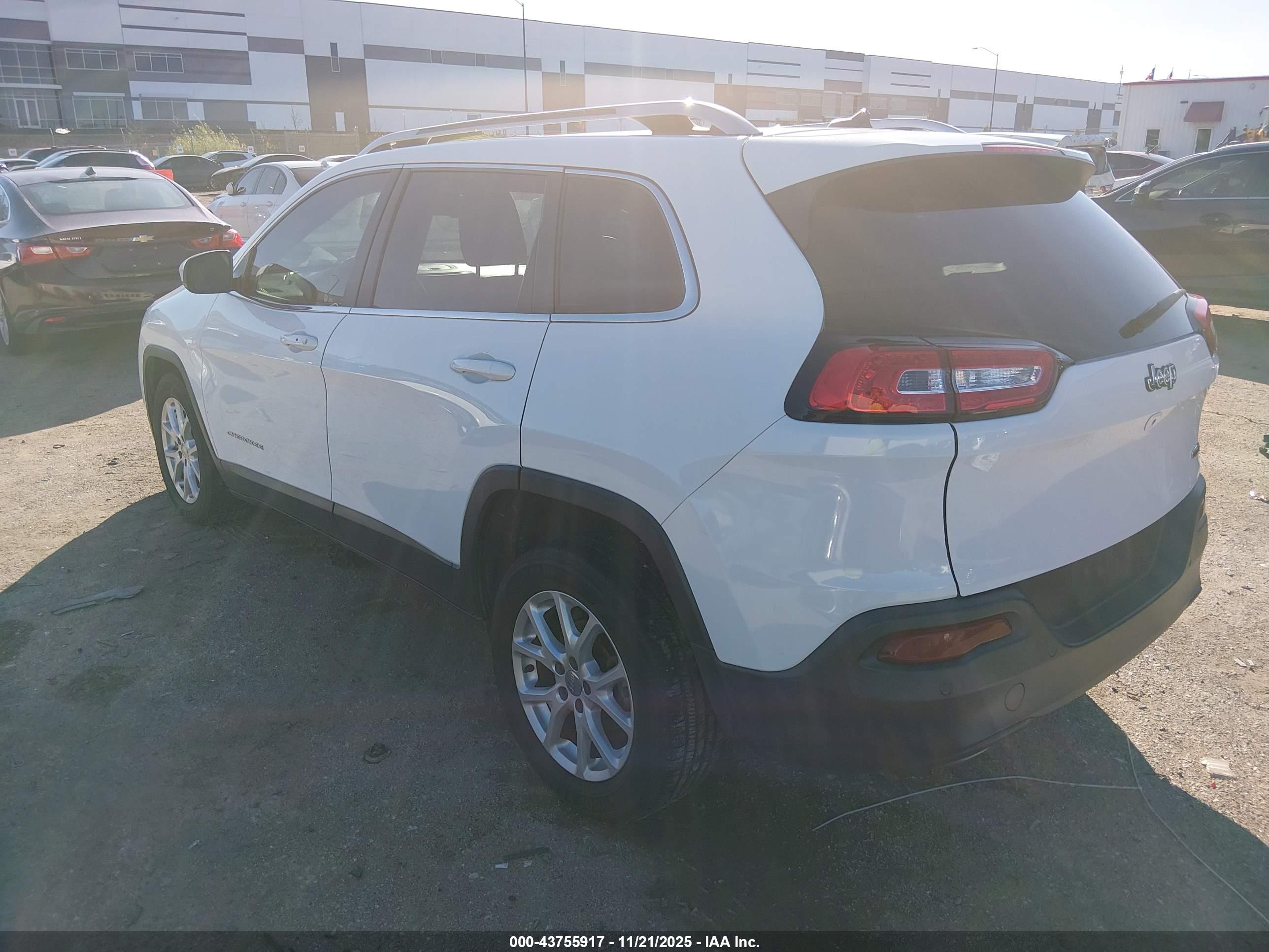 JEEP CHEROKEE image 3