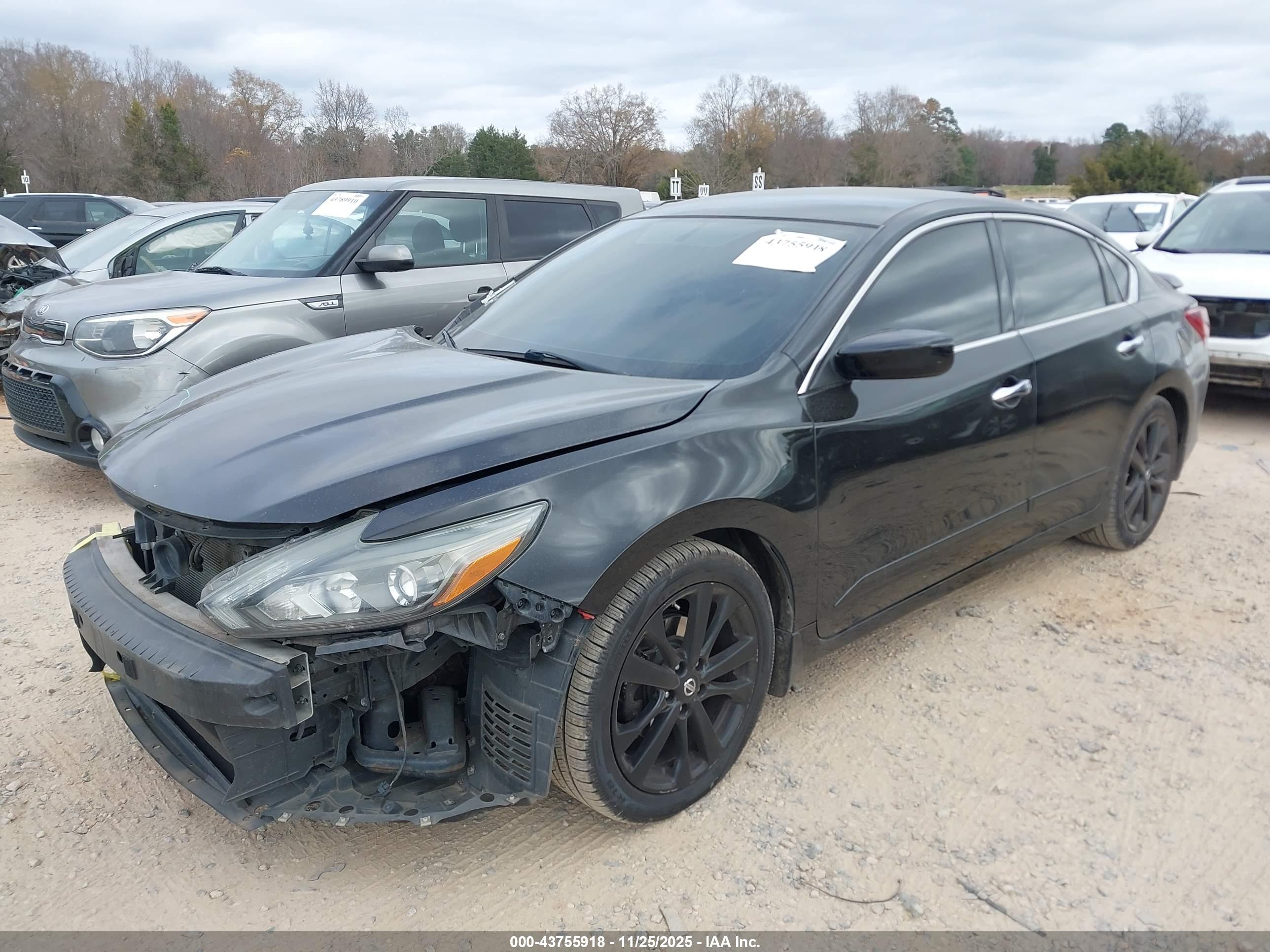NISSAN ALTIMA image 2