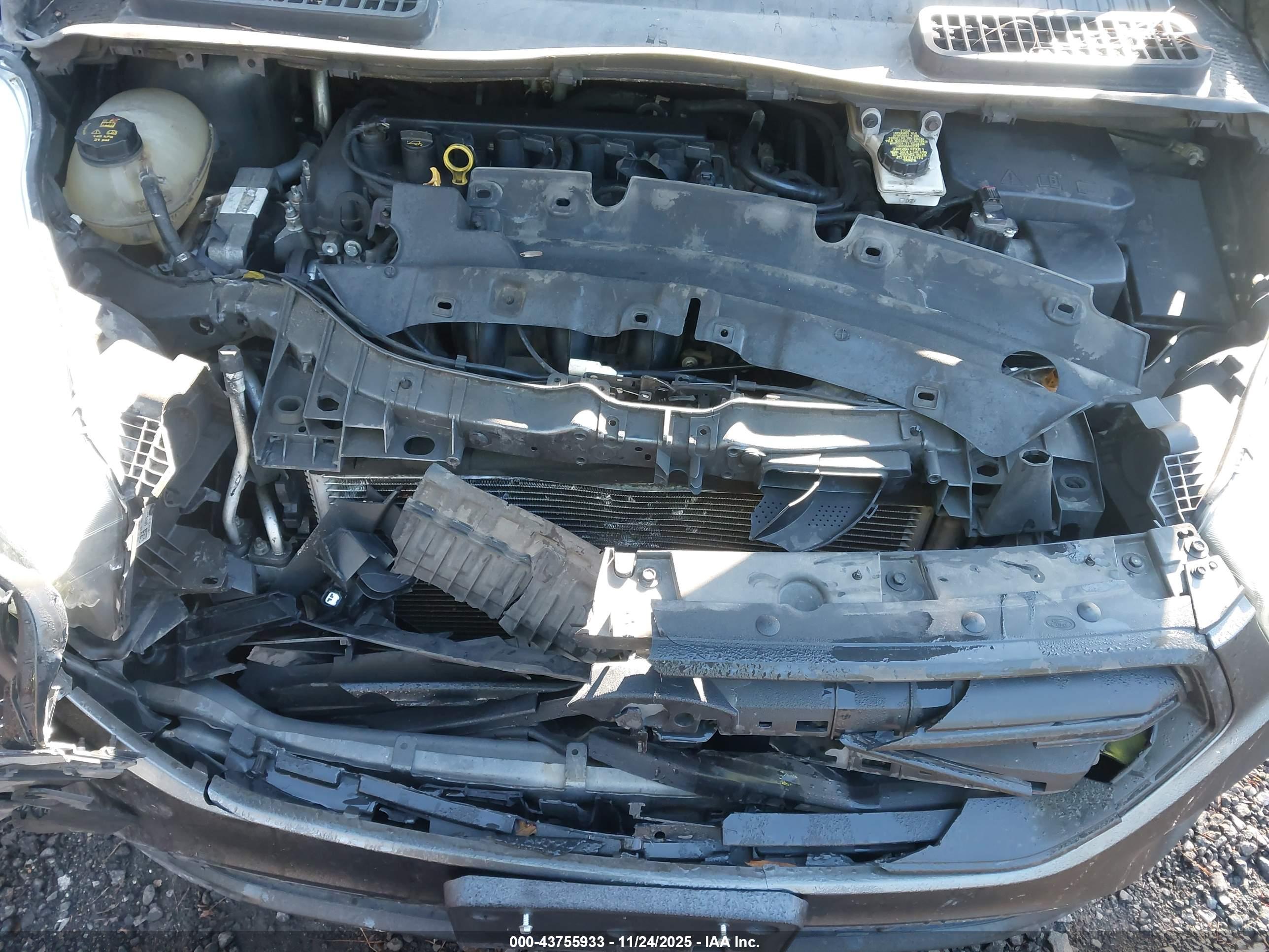 FORD ESCAPE image 10