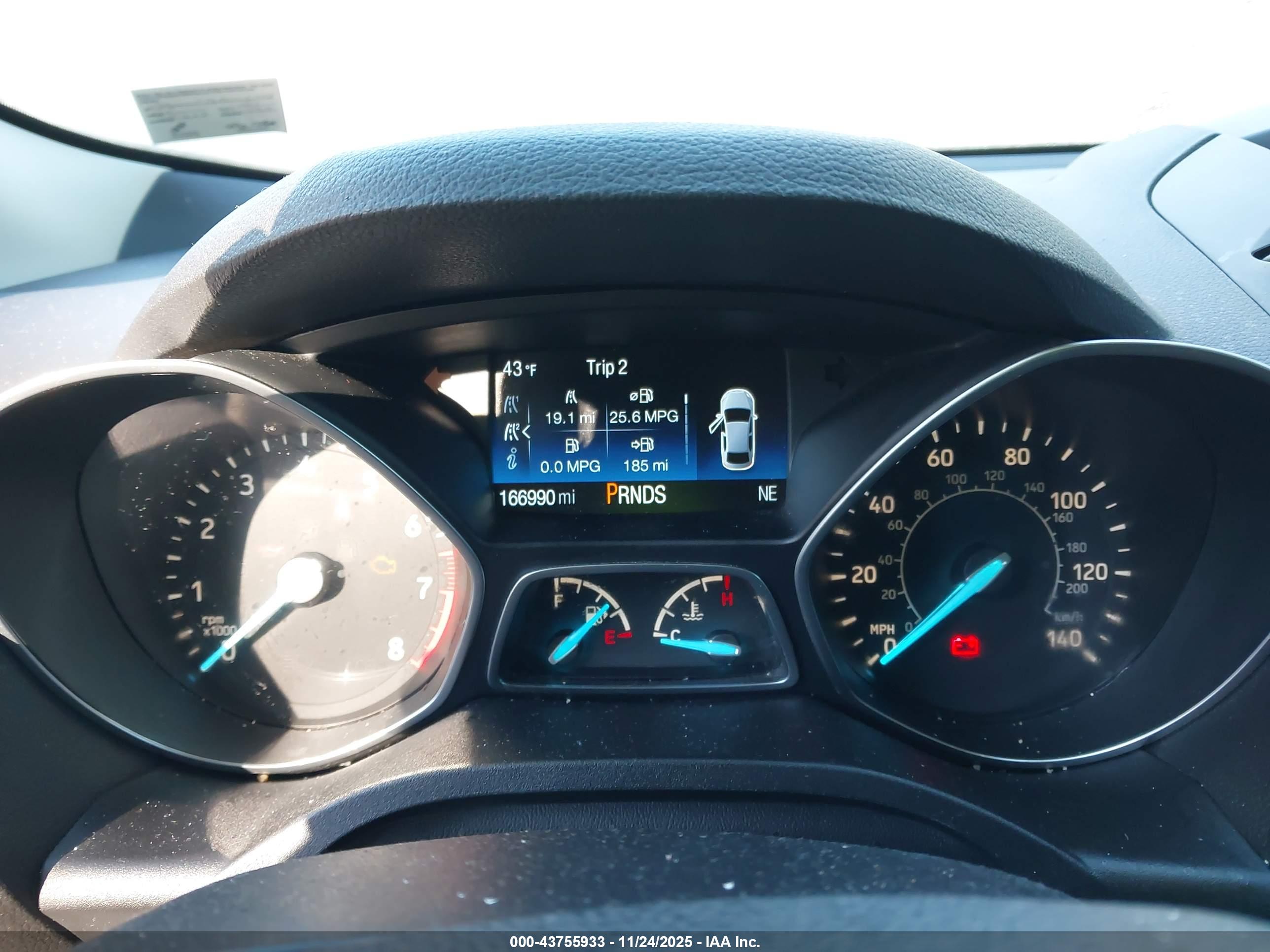 FORD ESCAPE image 7