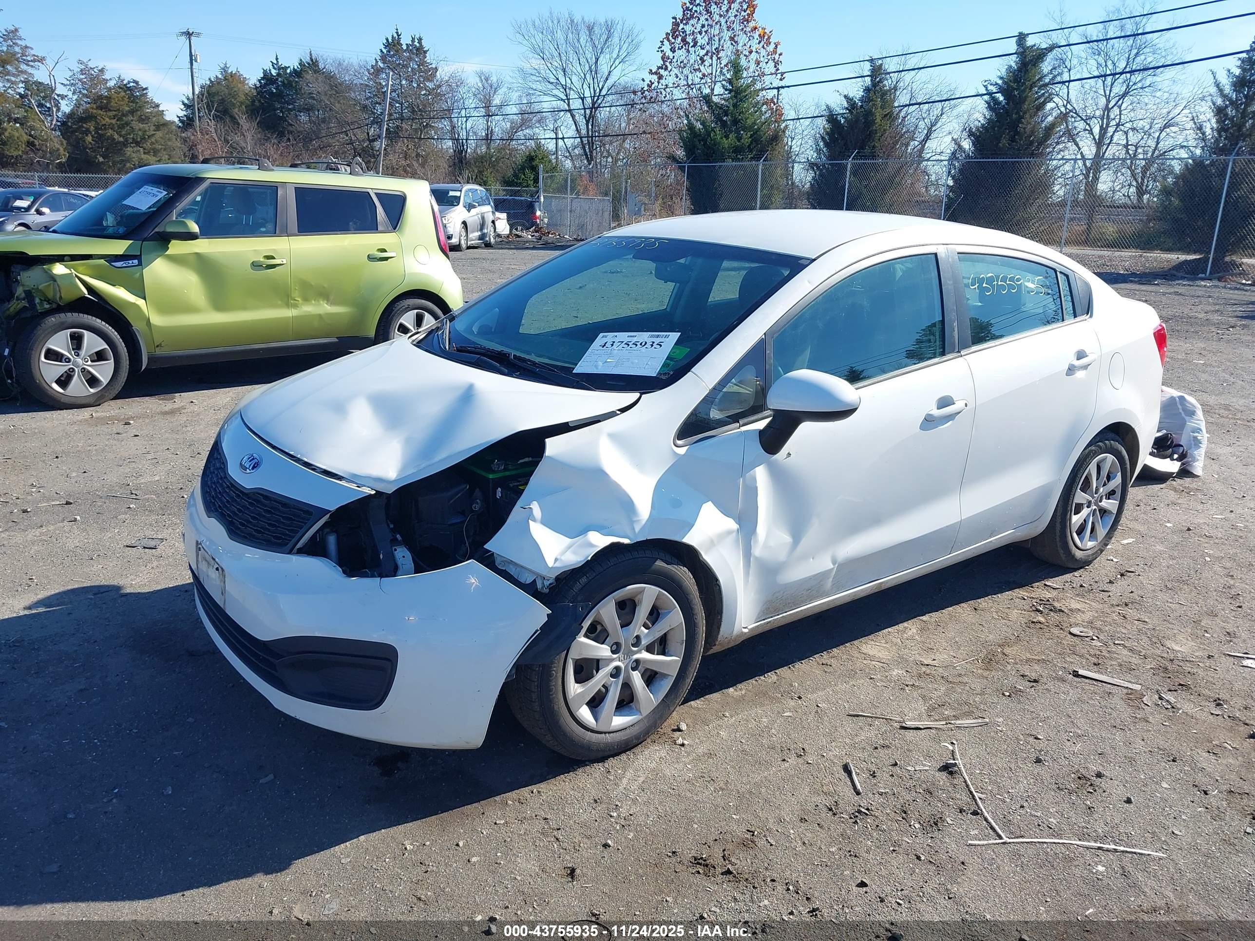 KIA RIO image 2