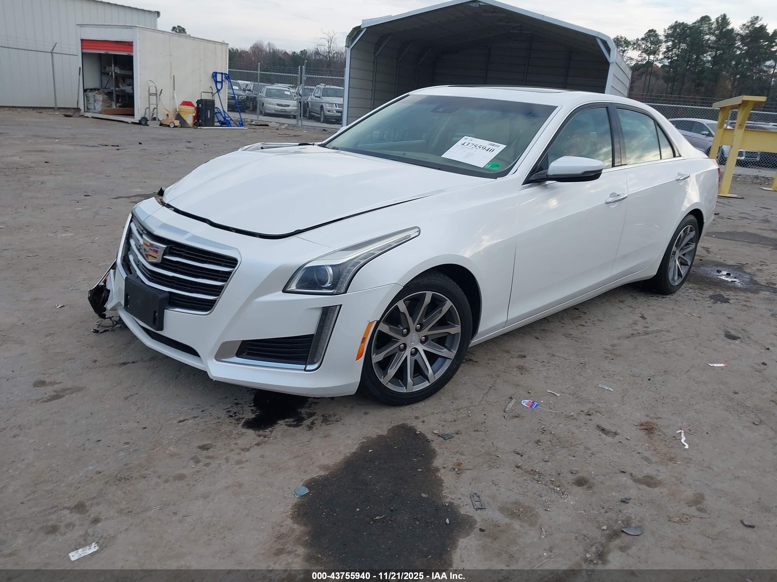 CADILLAC CTS image 2