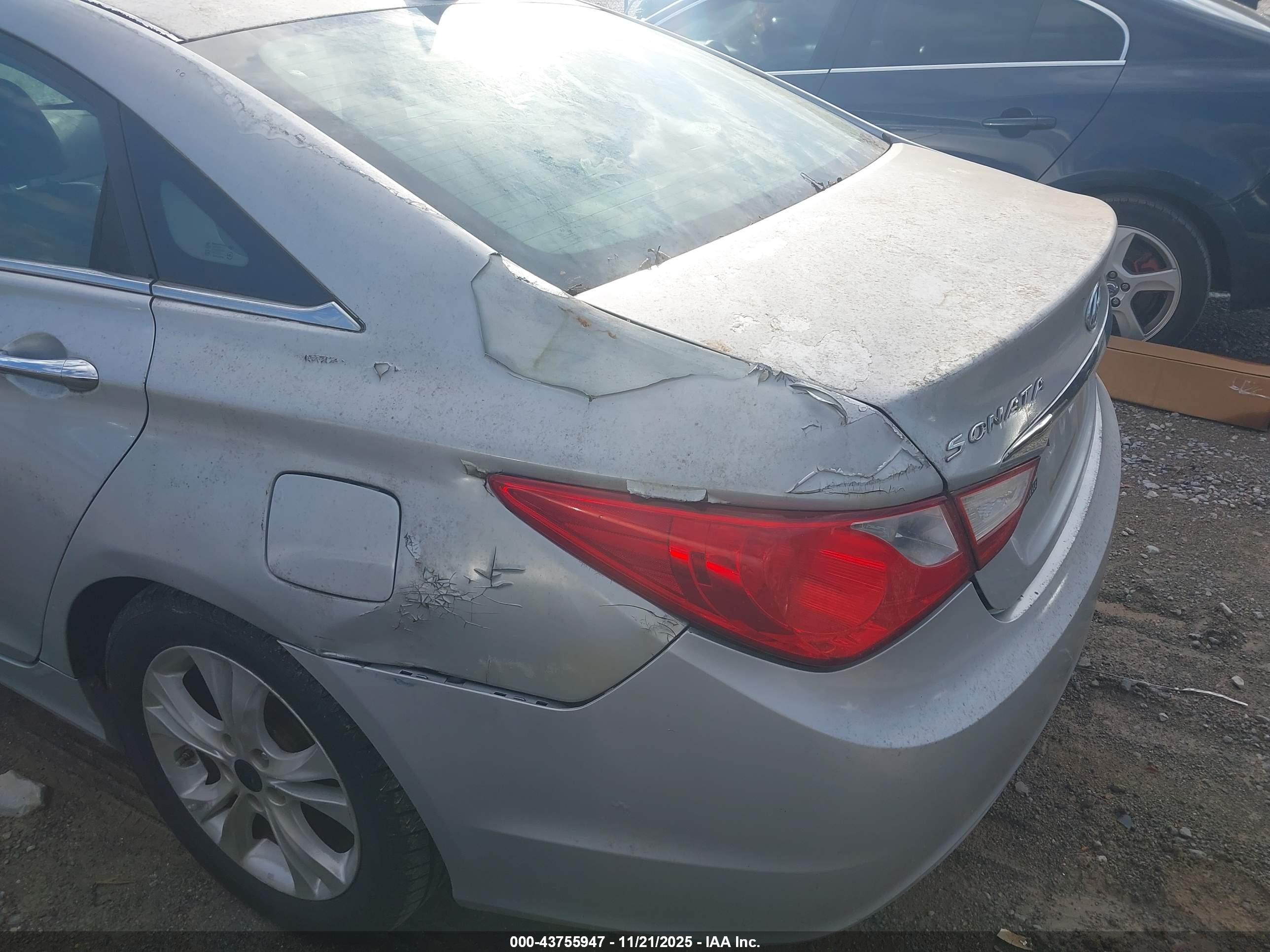HYUNDAI SONATA image 6