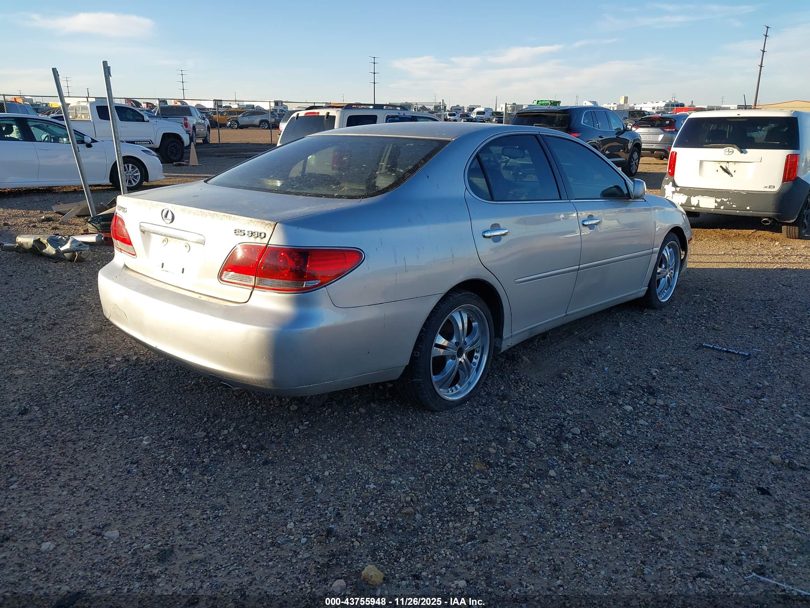 LEXUS ES image 4