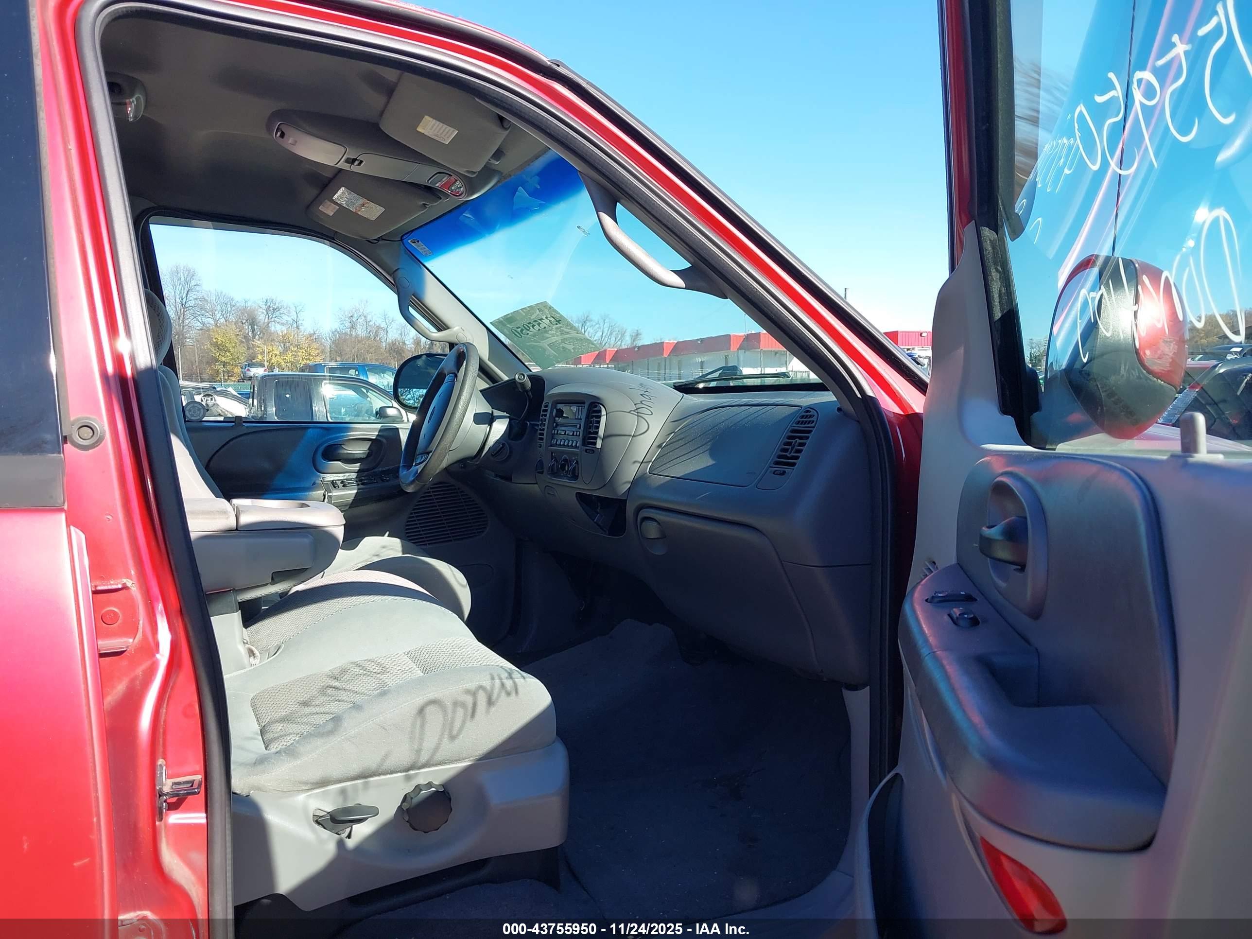 FORD F-150 image 5