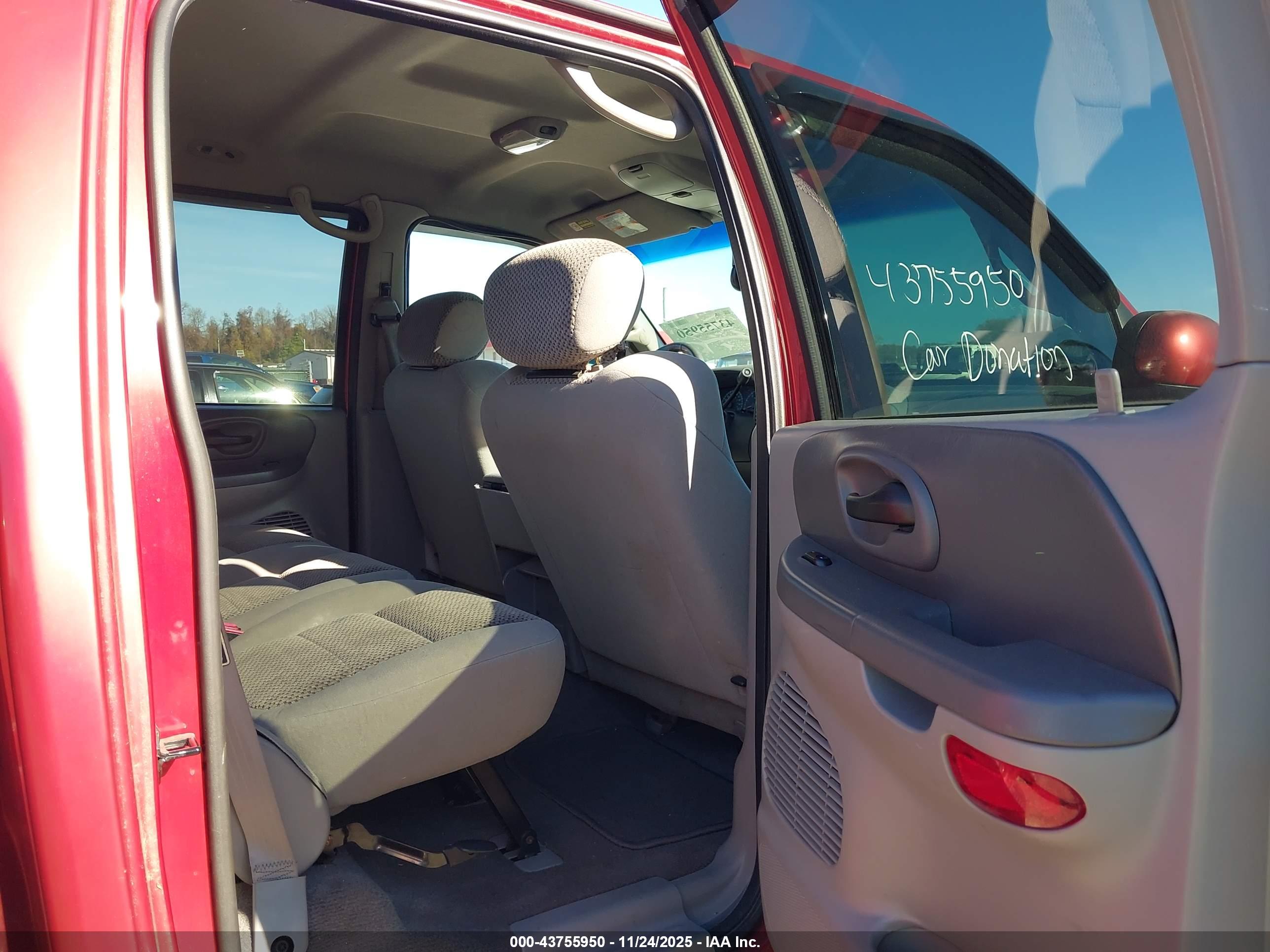 FORD F-150 image 8
