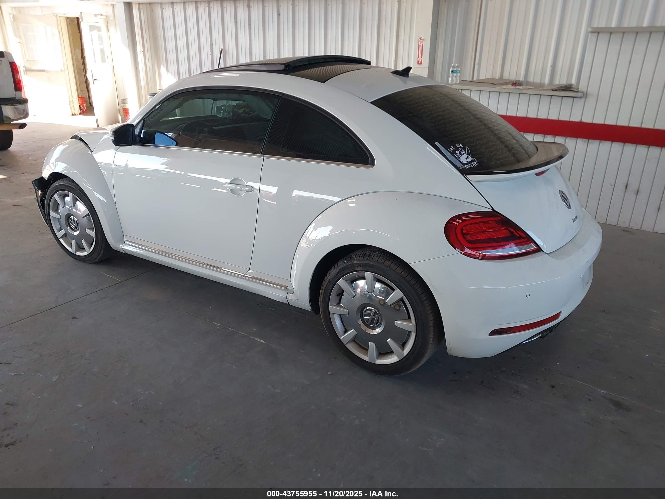 VOLKSWAGEN BEETLE image 3