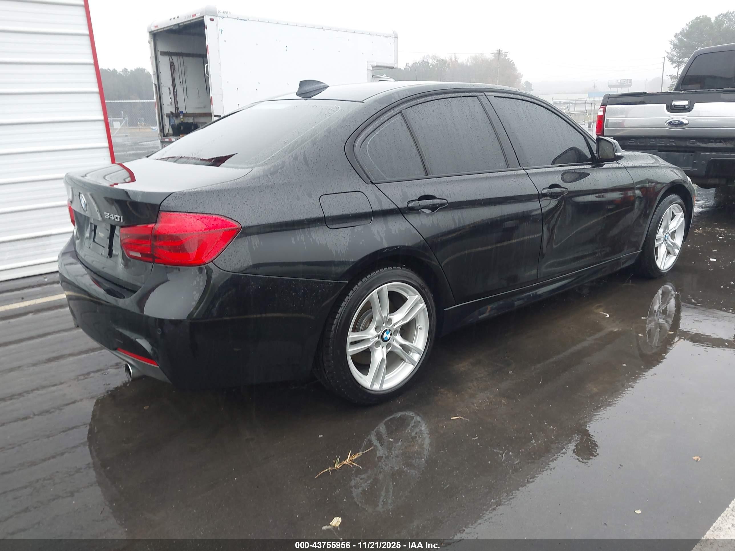 BMW 340I image 4