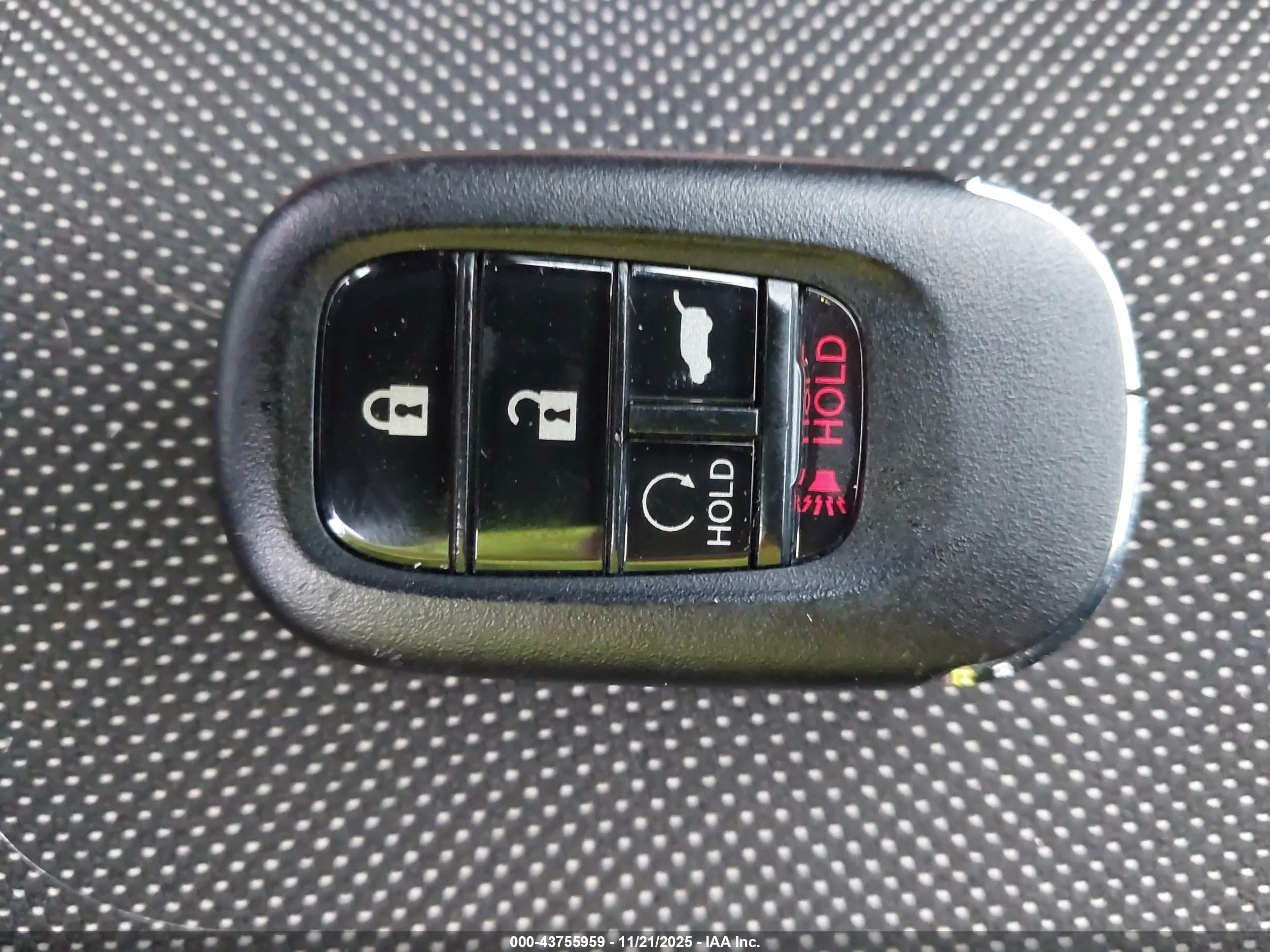 HONDA CR-V image 11