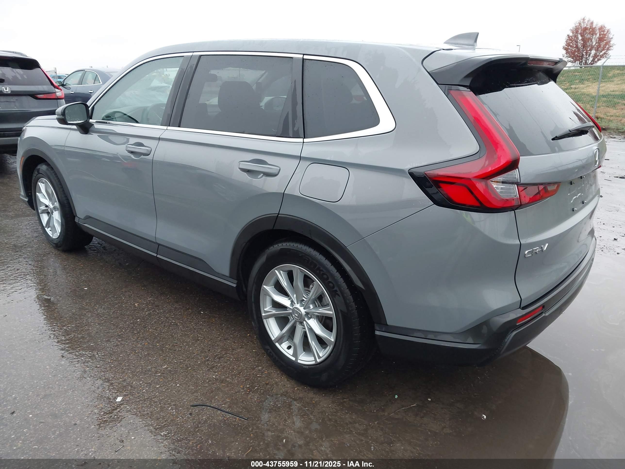 HONDA CR-V image 3
