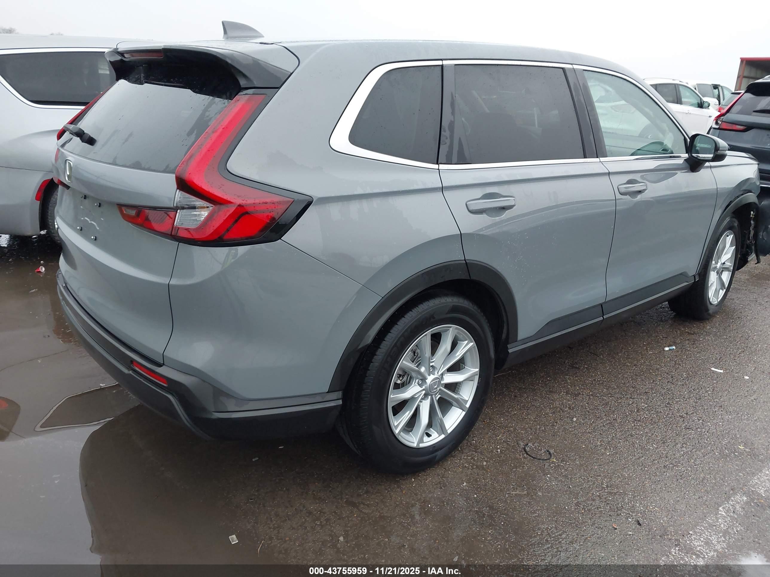 HONDA CR-V image 4
