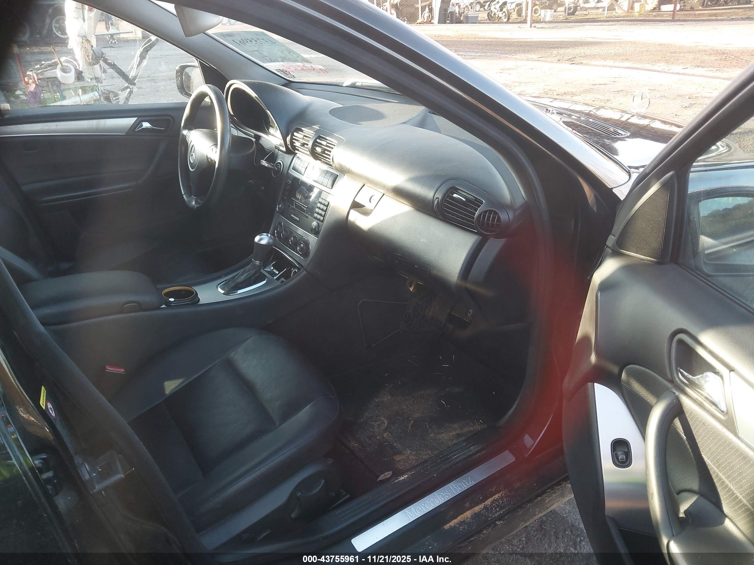 MERCEDES-BENZ C image 5