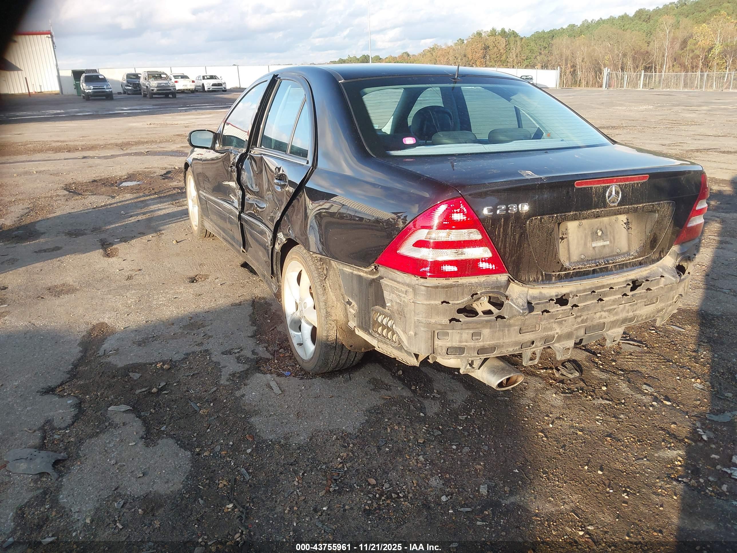 MERCEDES-BENZ C image 6
