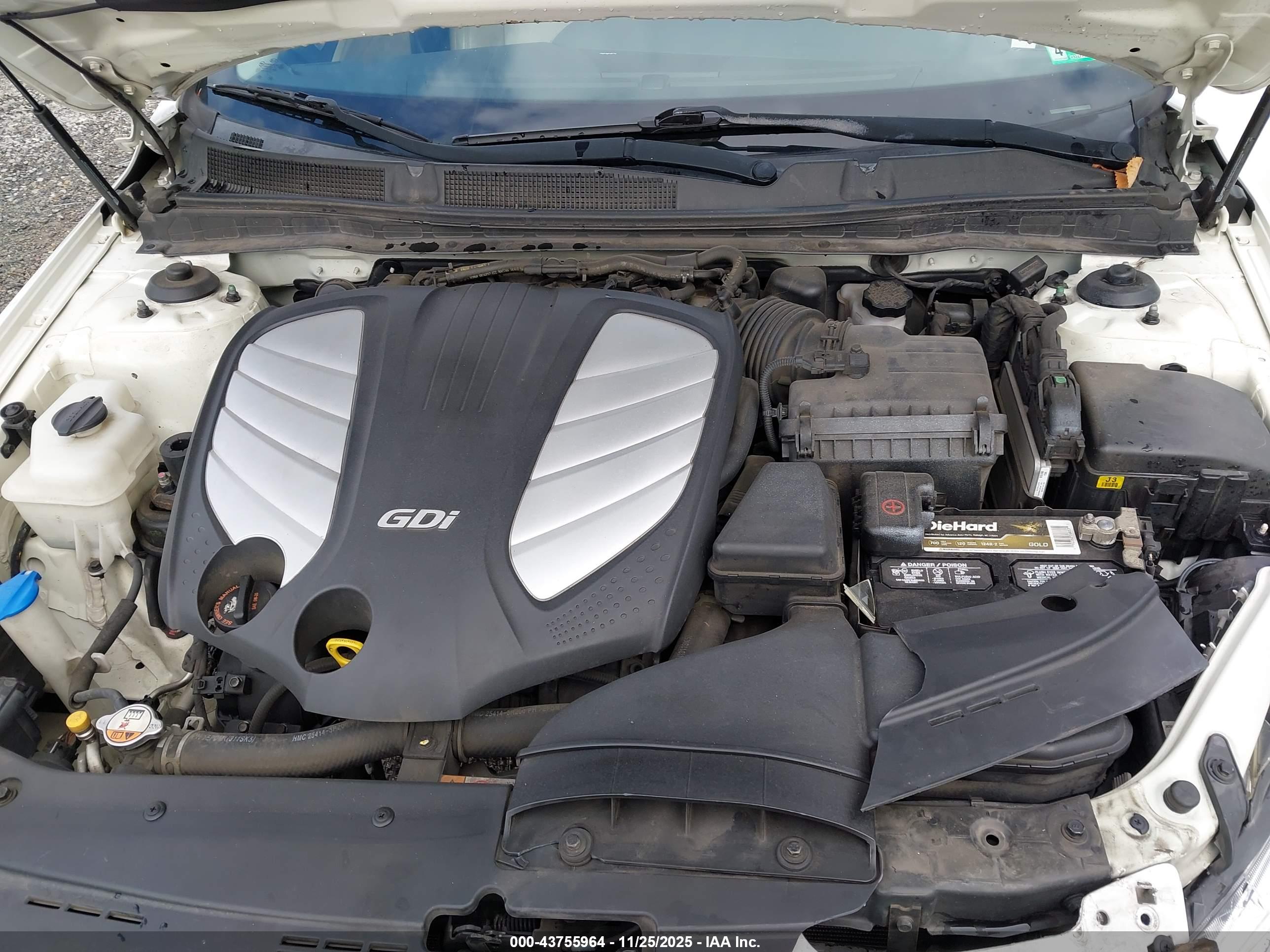 KIA CADENZA image 10
