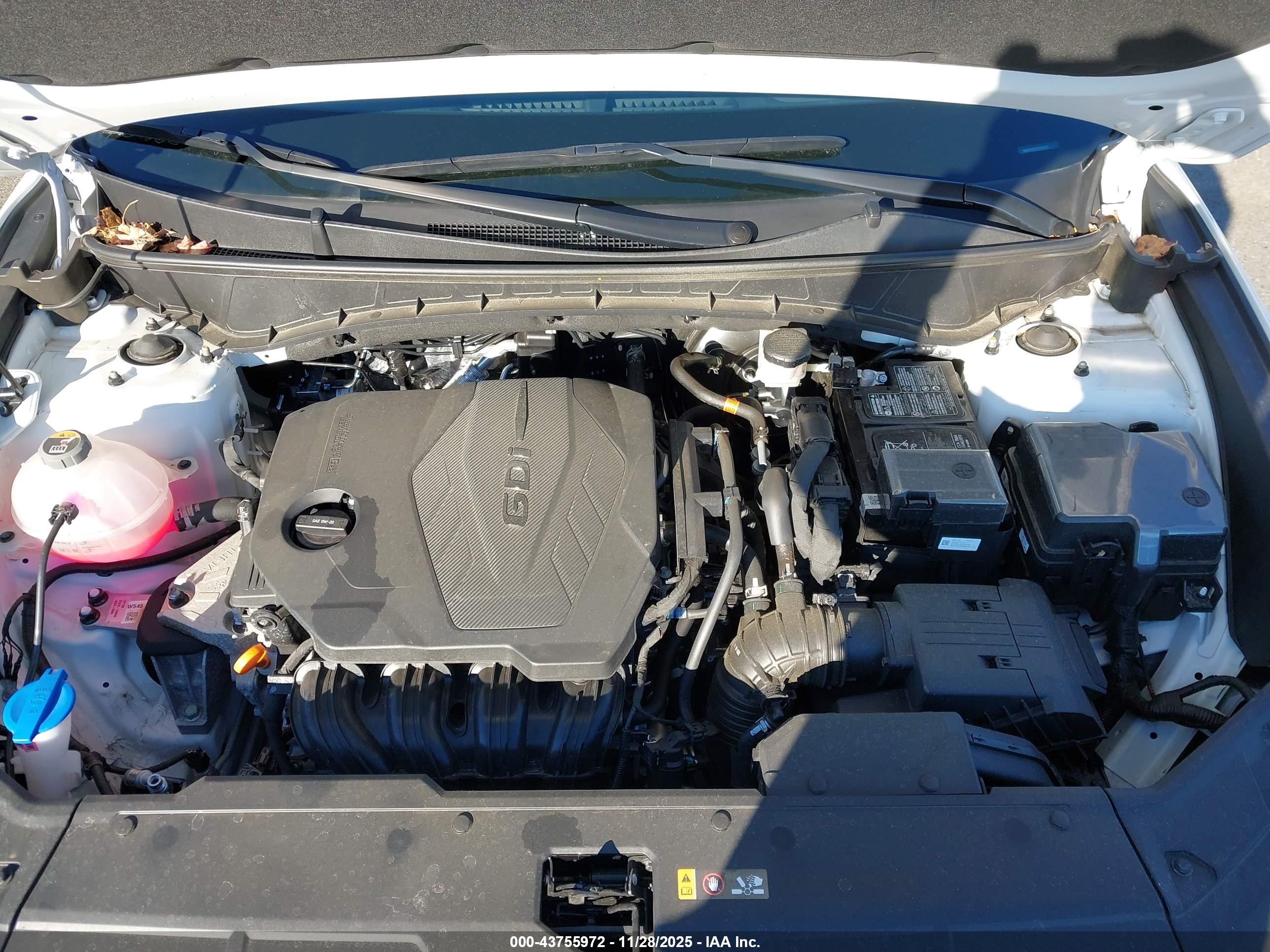 HYUNDAI TUCSON image 10