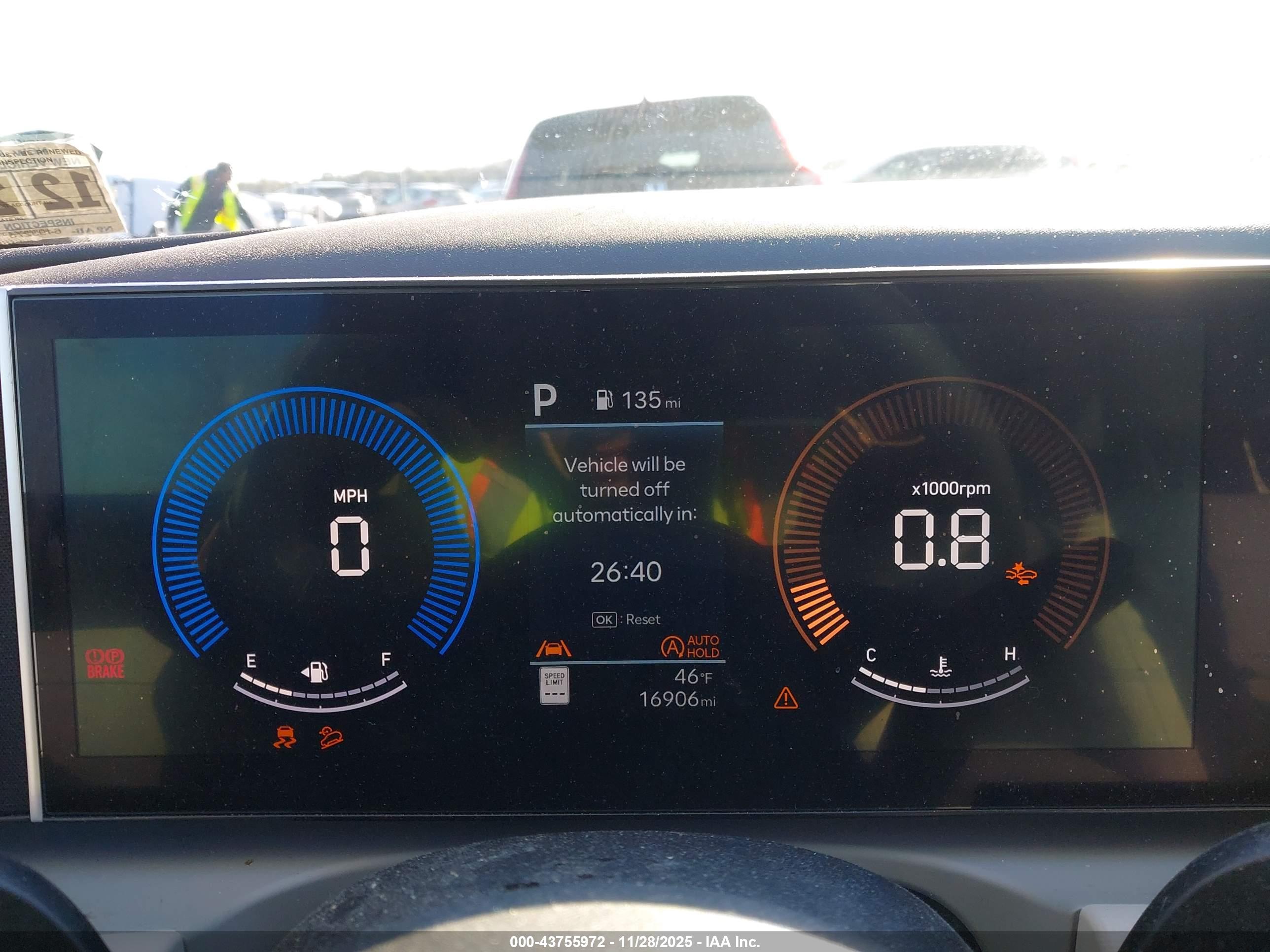 HYUNDAI TUCSON image 7