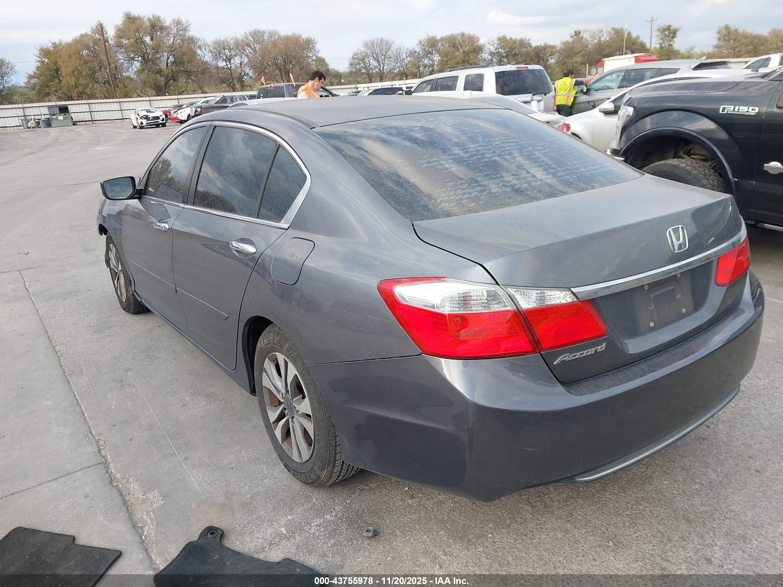 HONDA ACCORD image 3