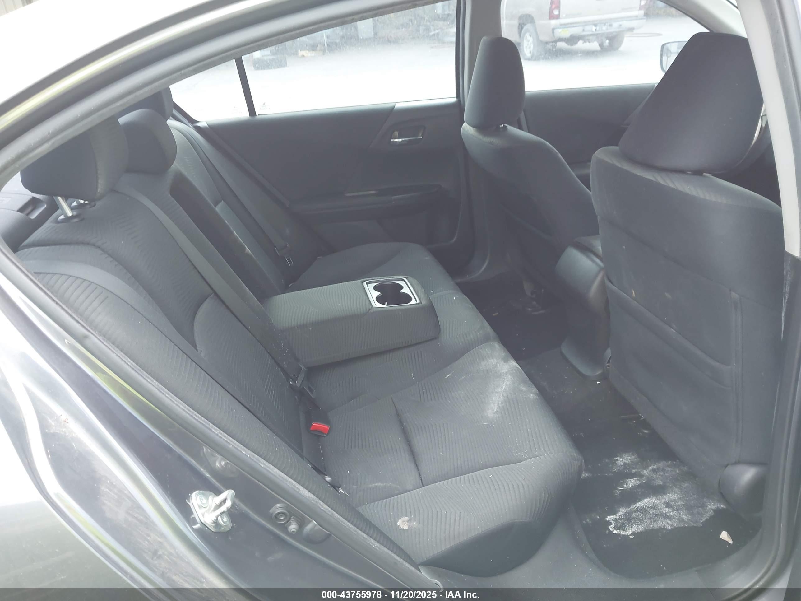 HONDA ACCORD image 8