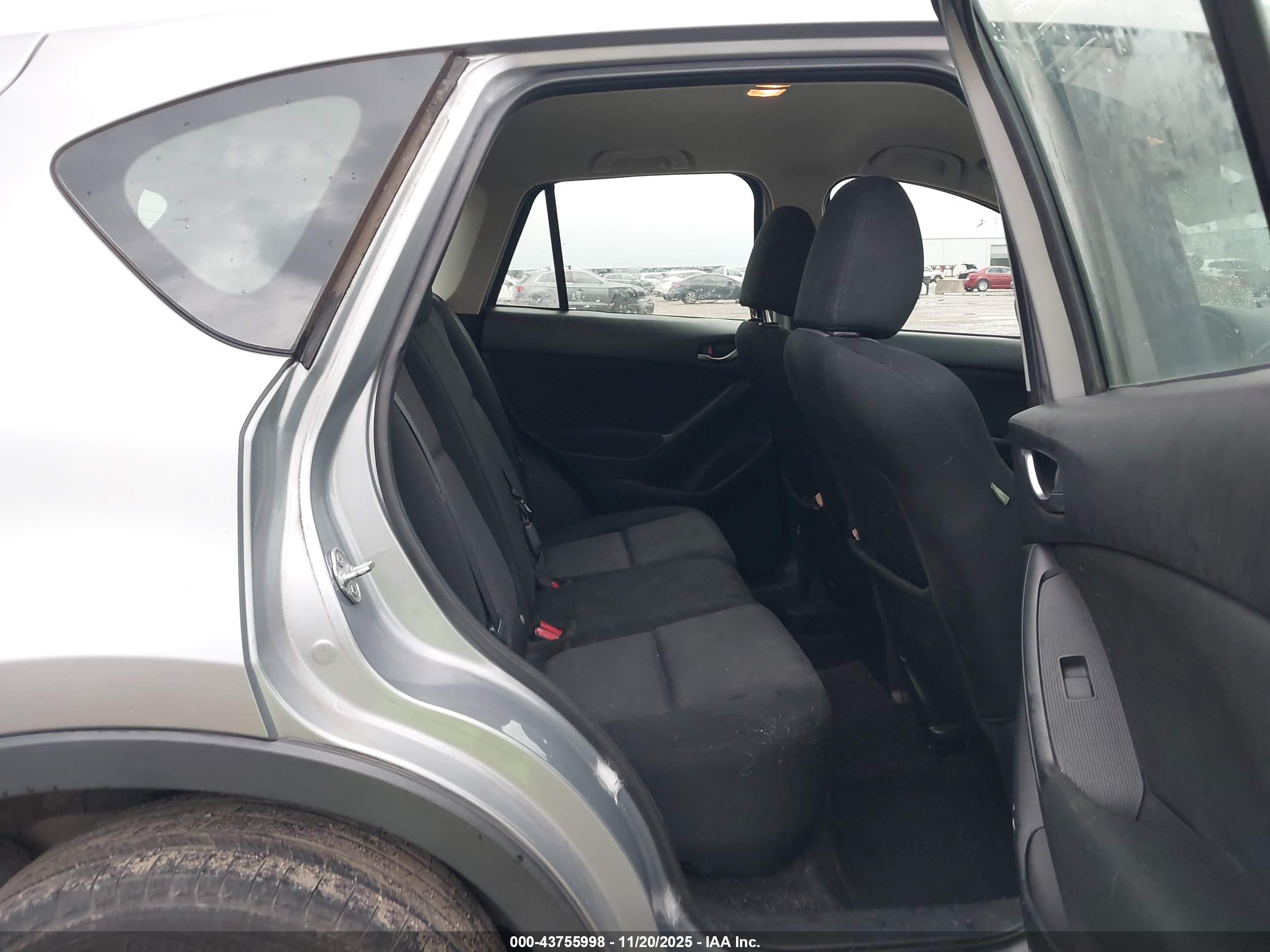 MAZDA CX-5 image 8