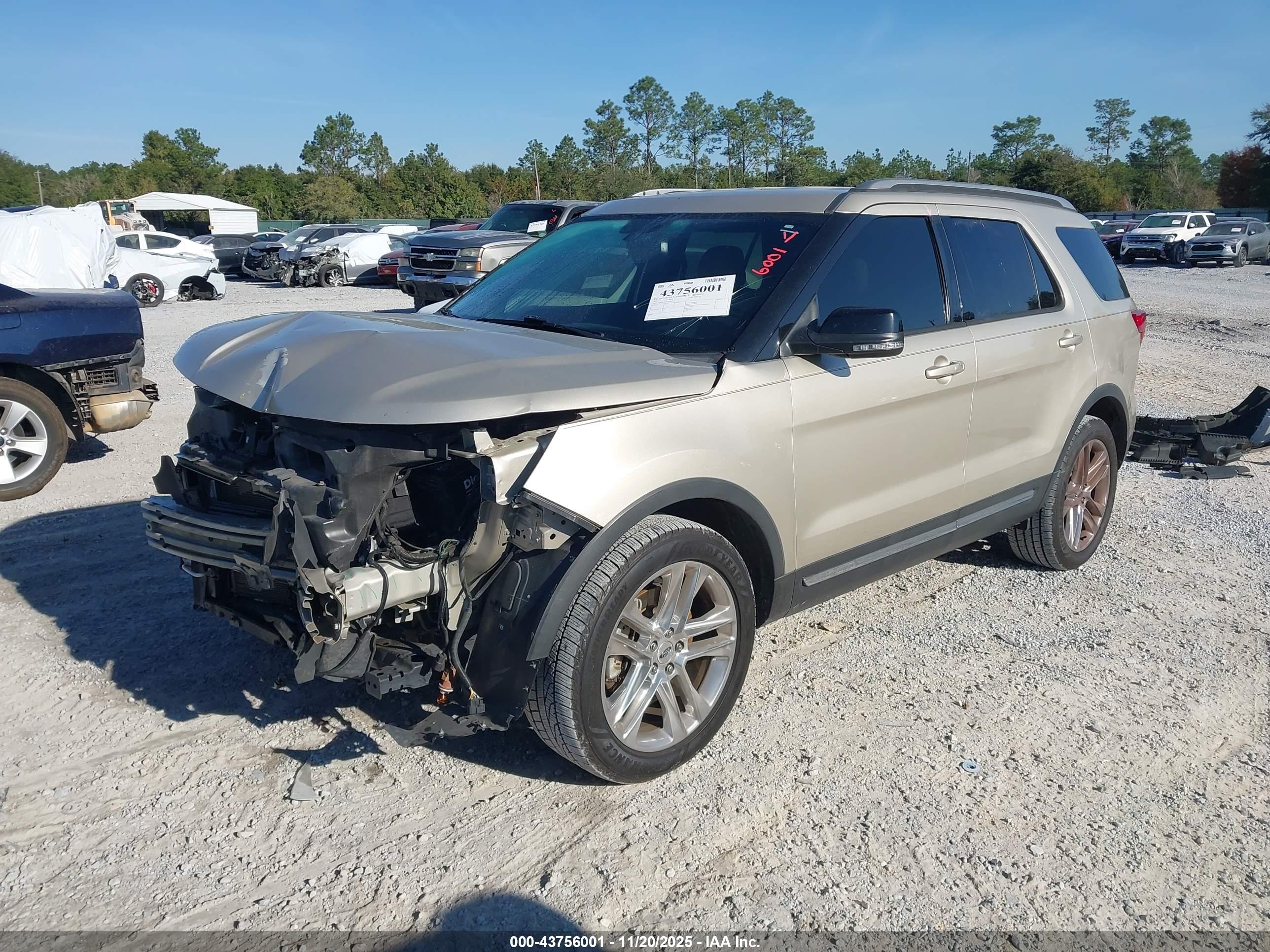 FORD EXPLORER image 2