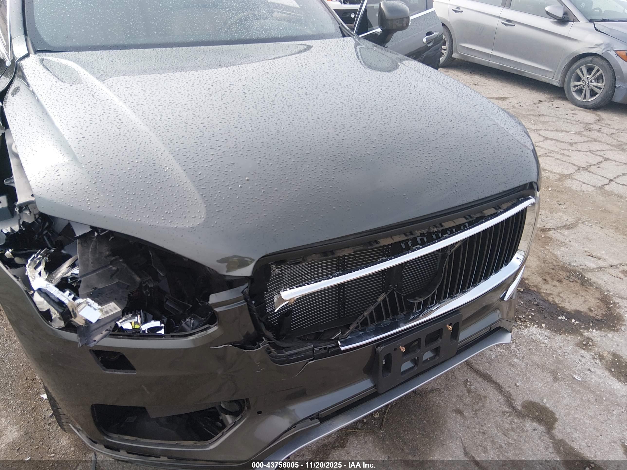 VOLVO XC90 image 10