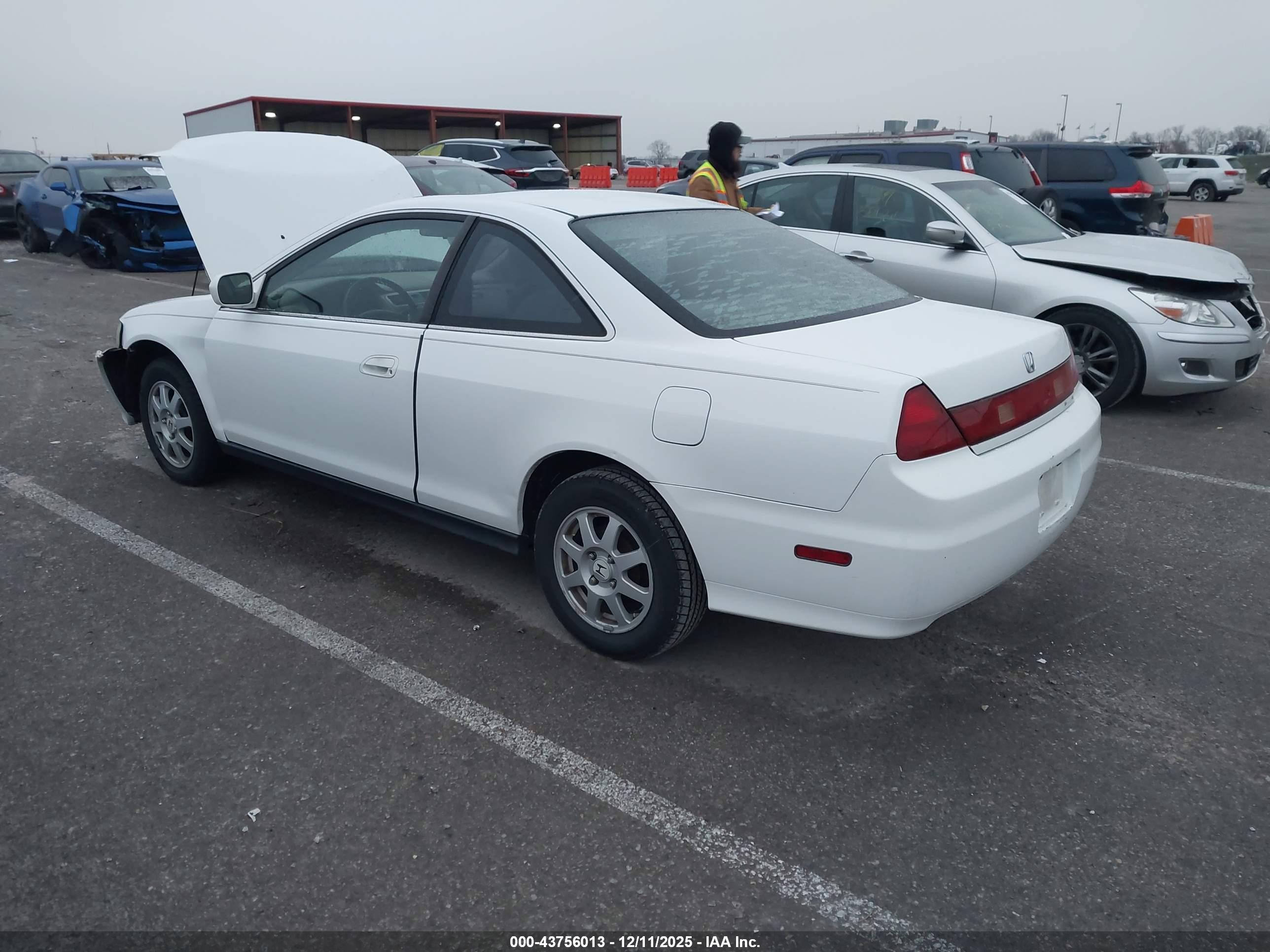 HONDA ACCORD image 3