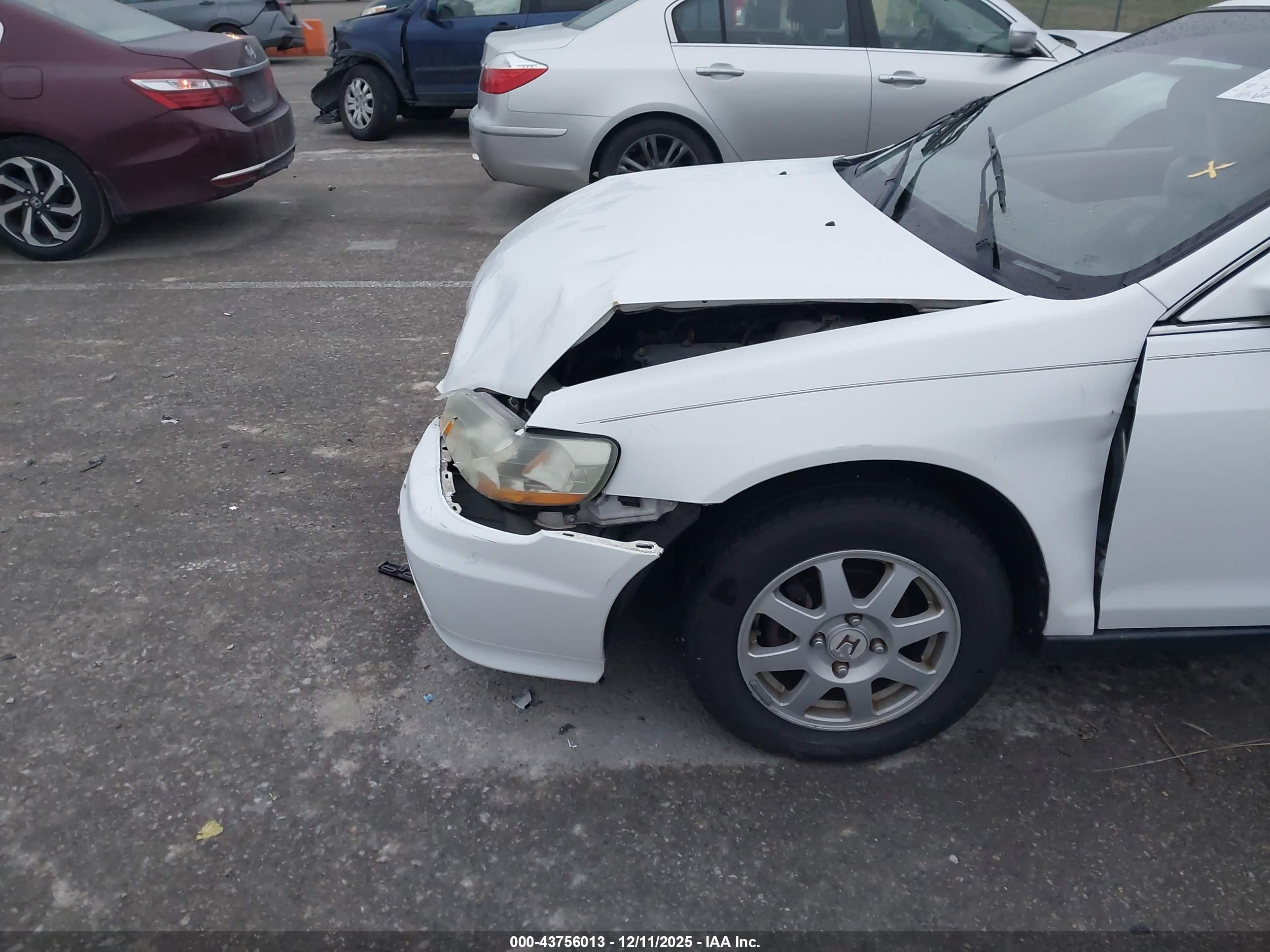 HONDA ACCORD image 6