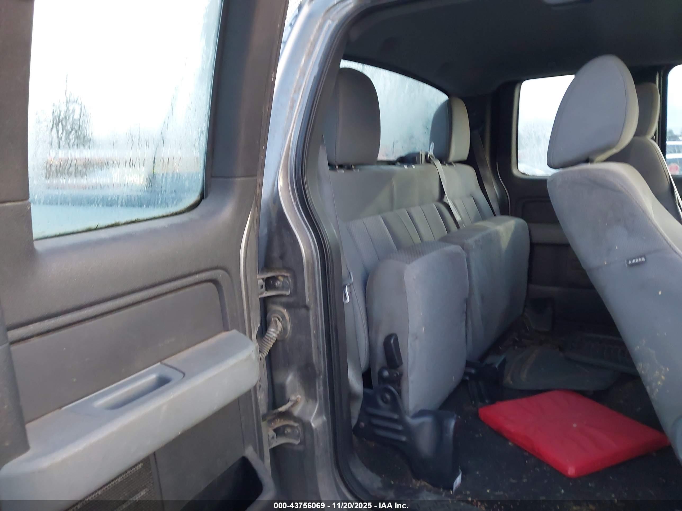 FORD F-150 image 8