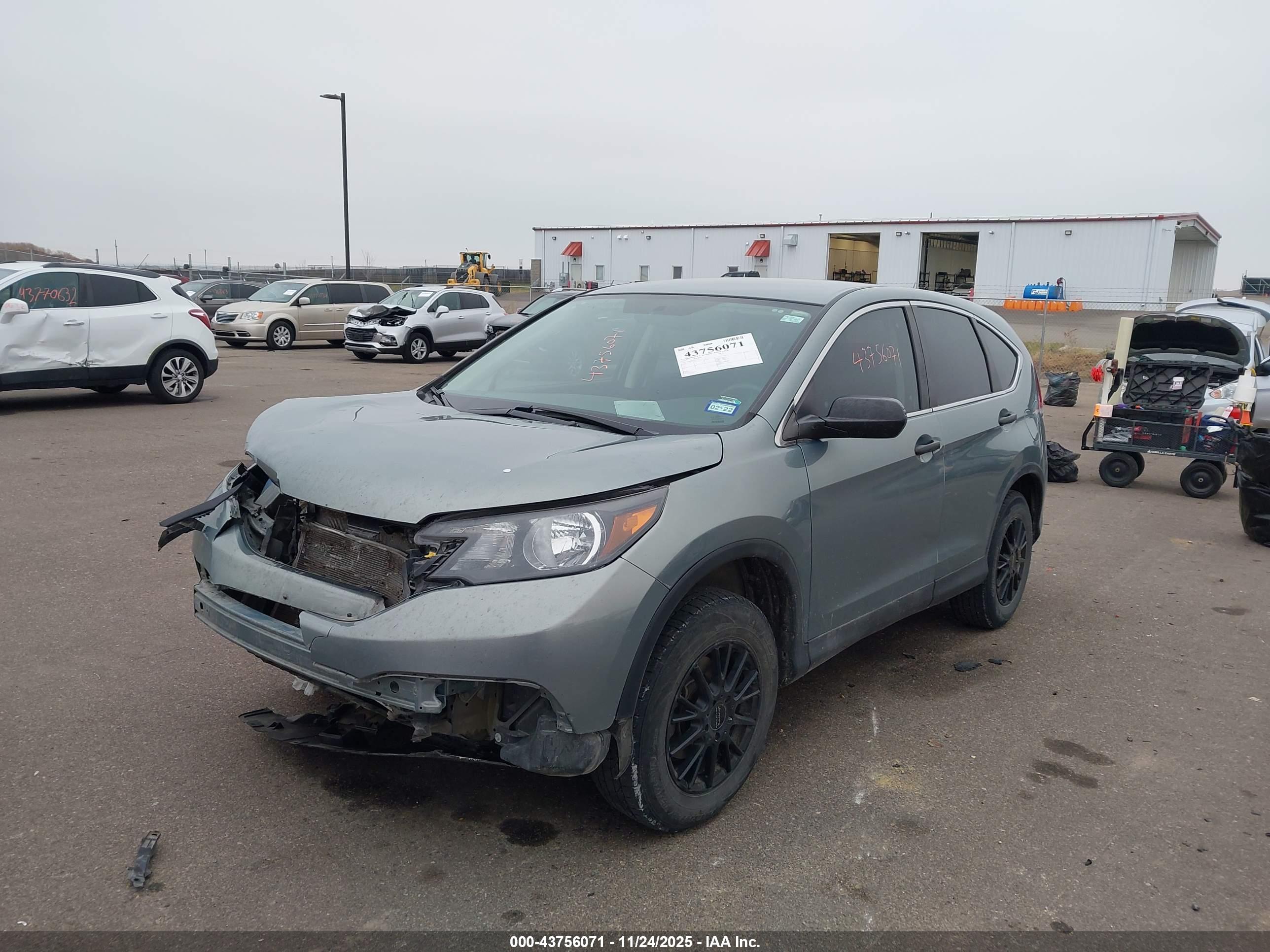 HONDA CR-V image 2