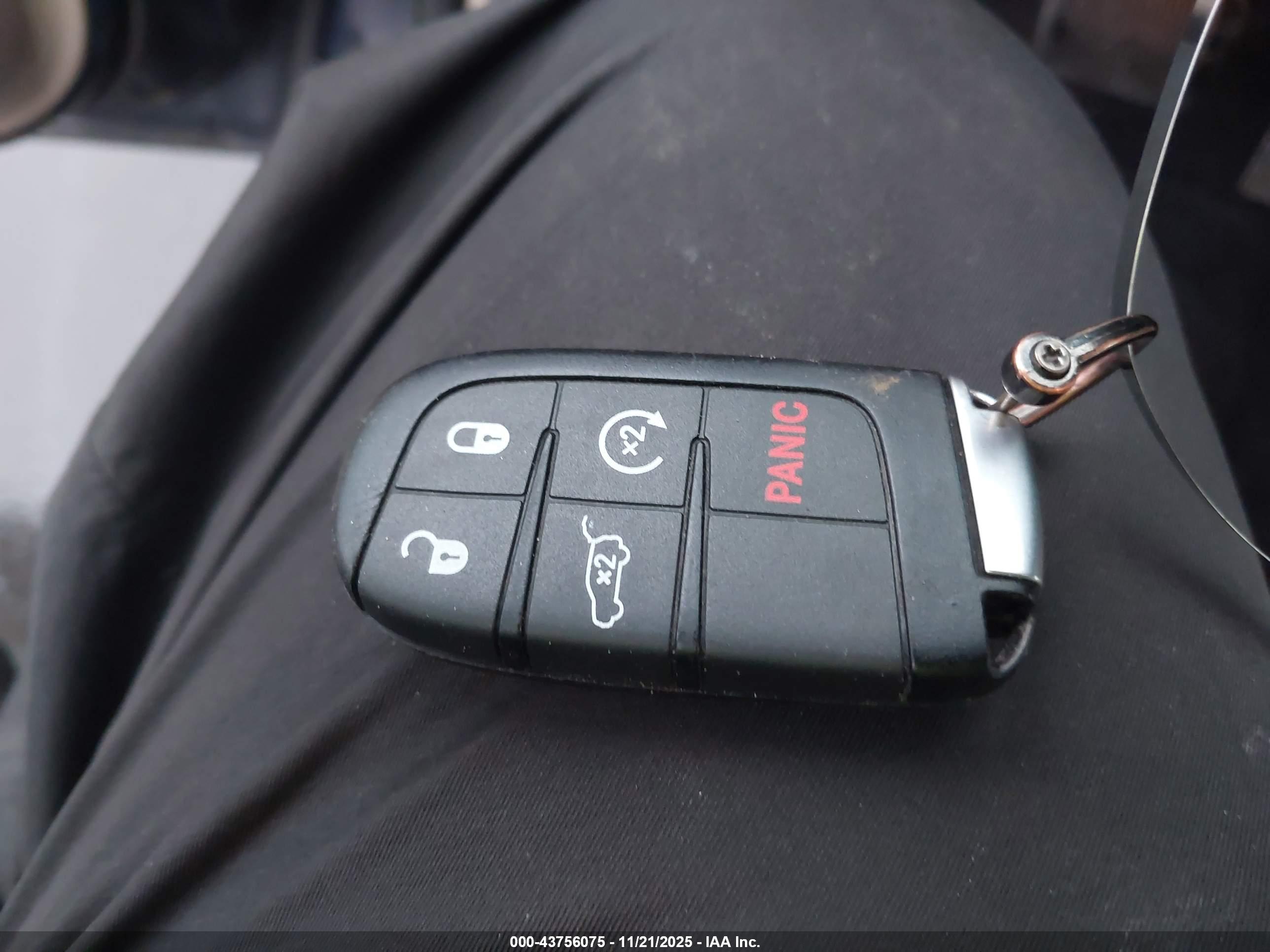 JEEP GRAND image 11
