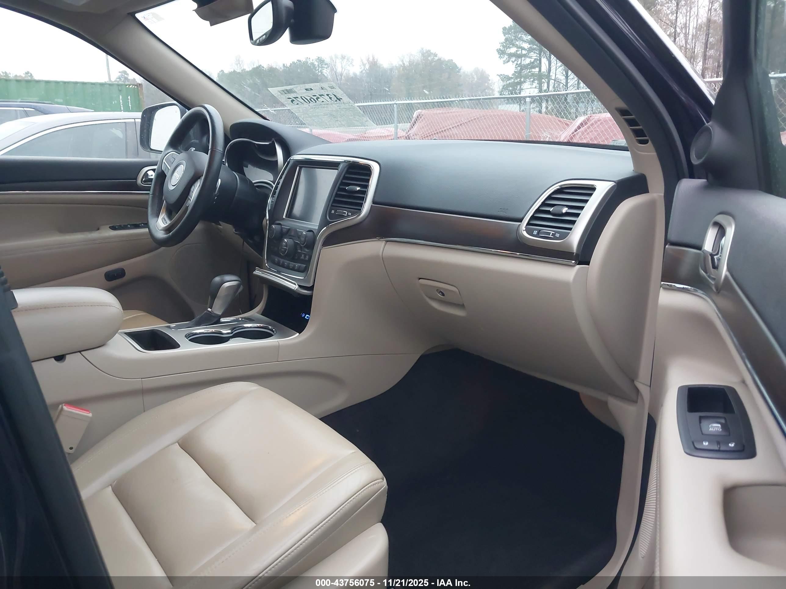 JEEP GRAND image 5