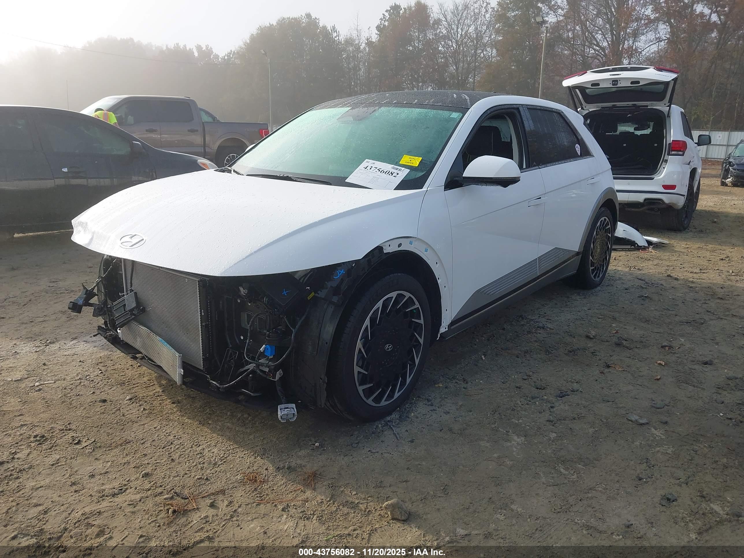 HYUNDAI IONIQ image 2