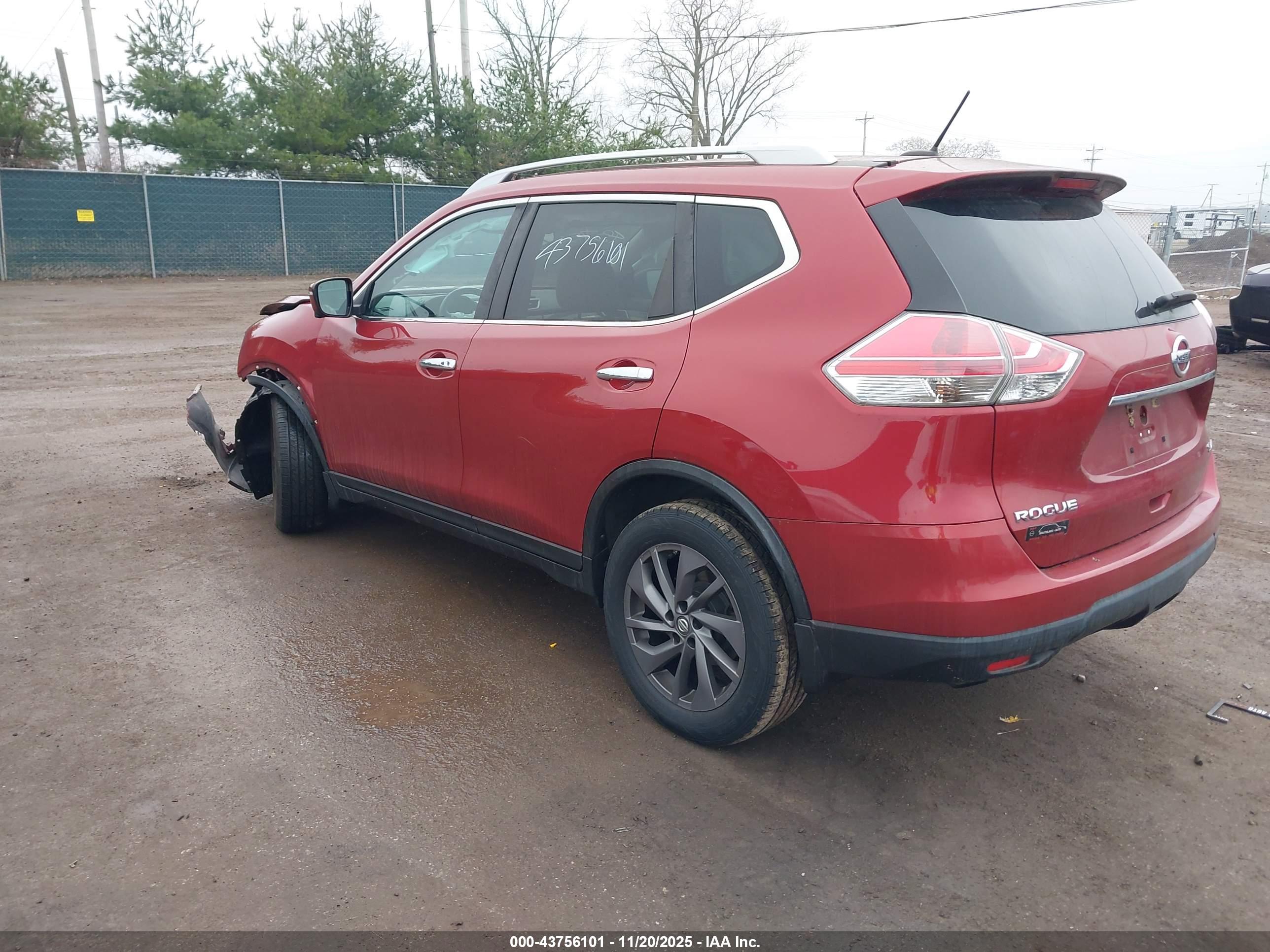 NISSAN ROGUE image 3