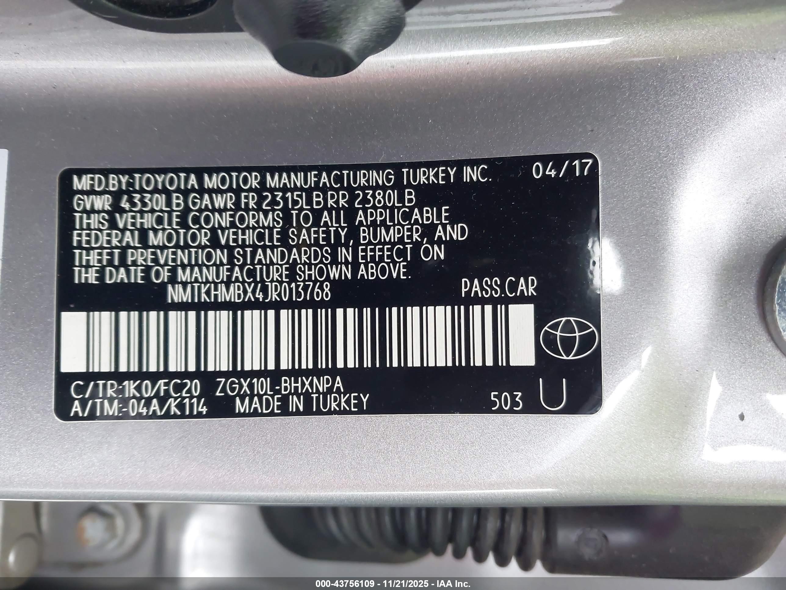 TOYOTA C-HR image 9