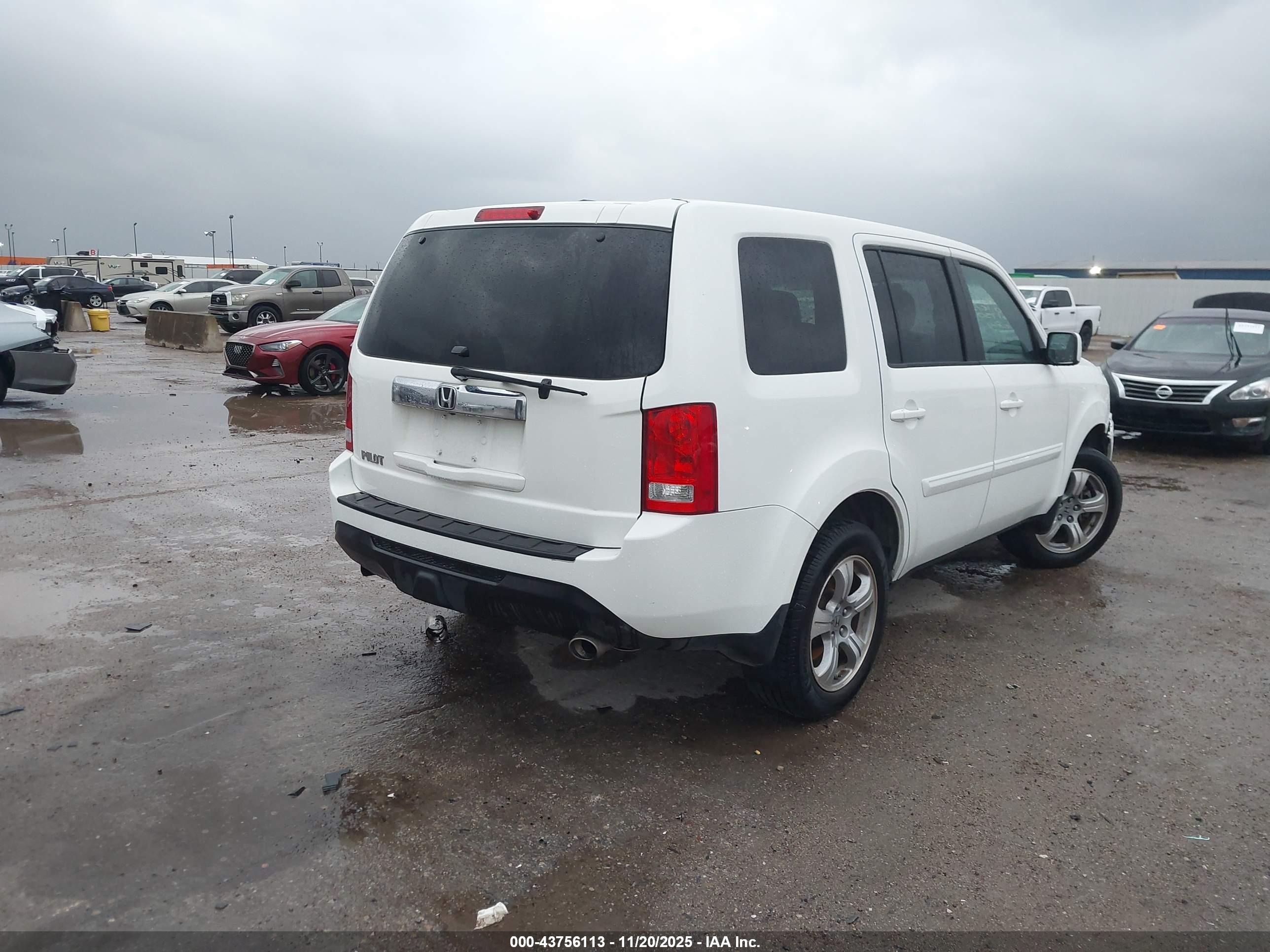 HONDA PILOT image 4