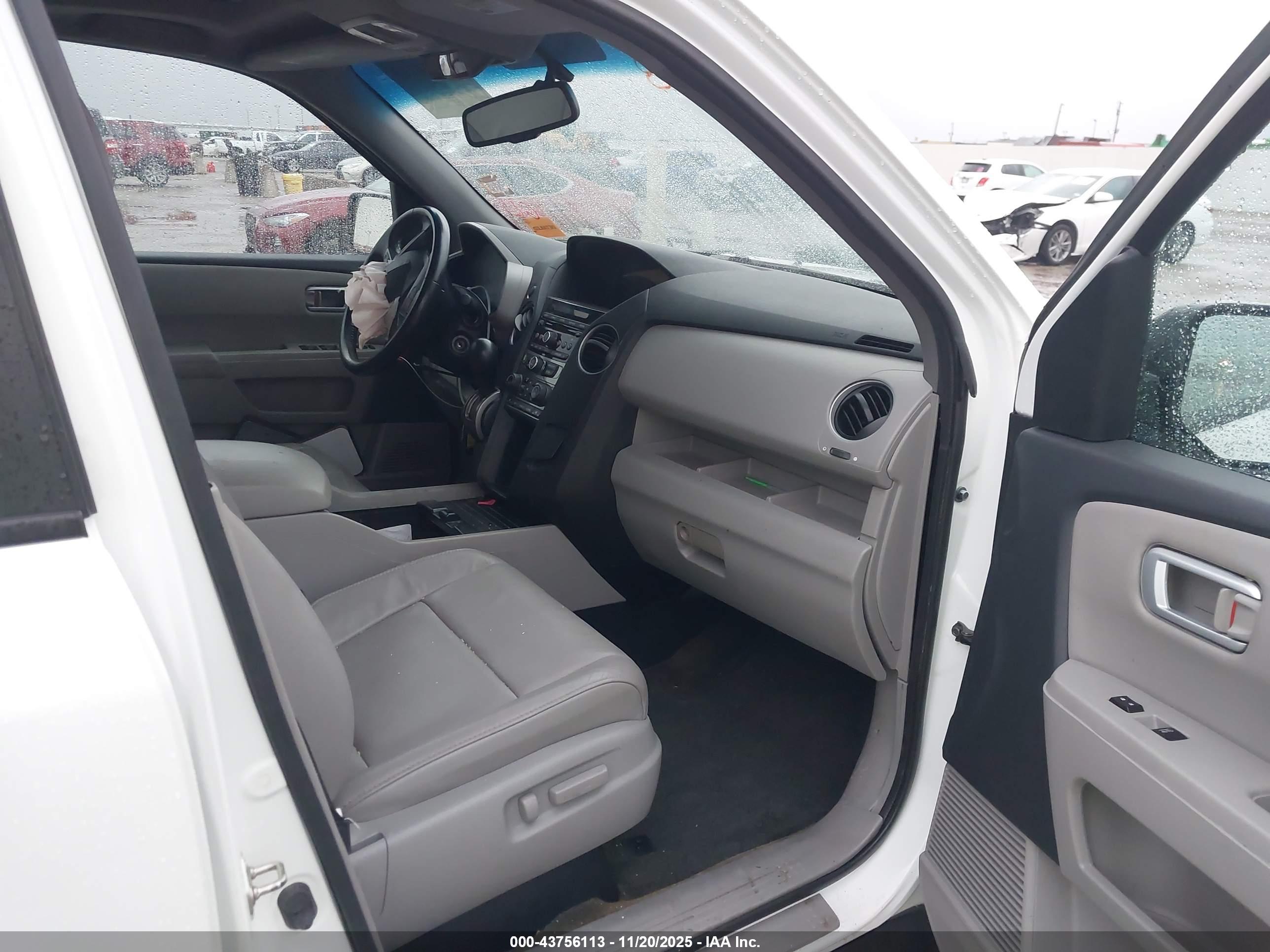 HONDA PILOT image 5