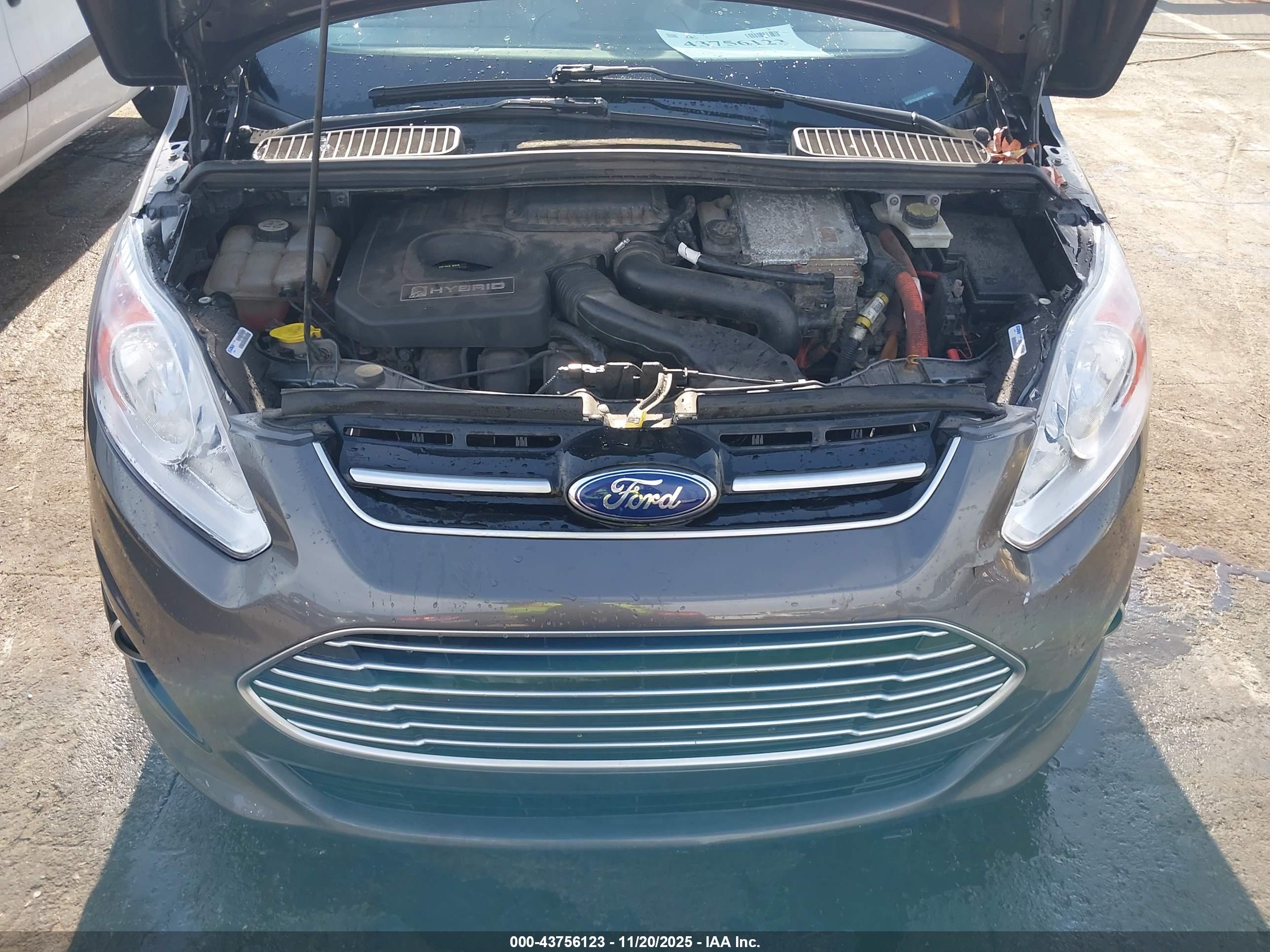 FORD C-MAX image 10