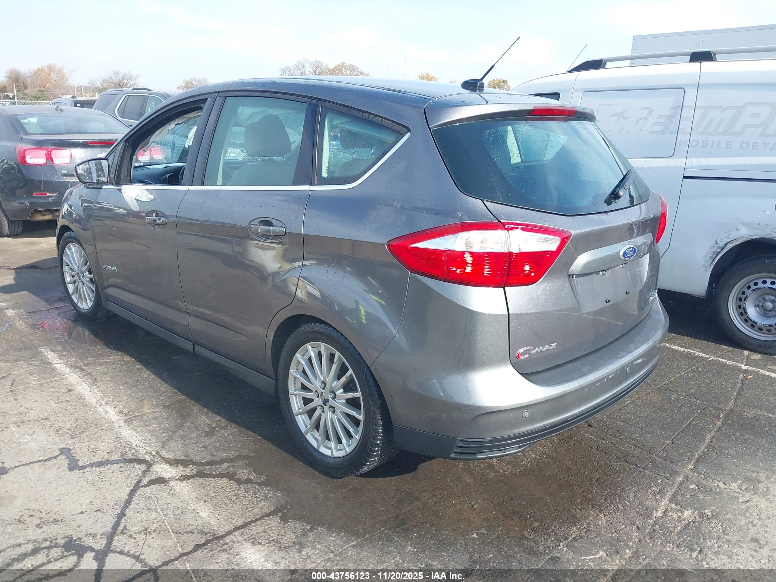 FORD C-MAX image 3
