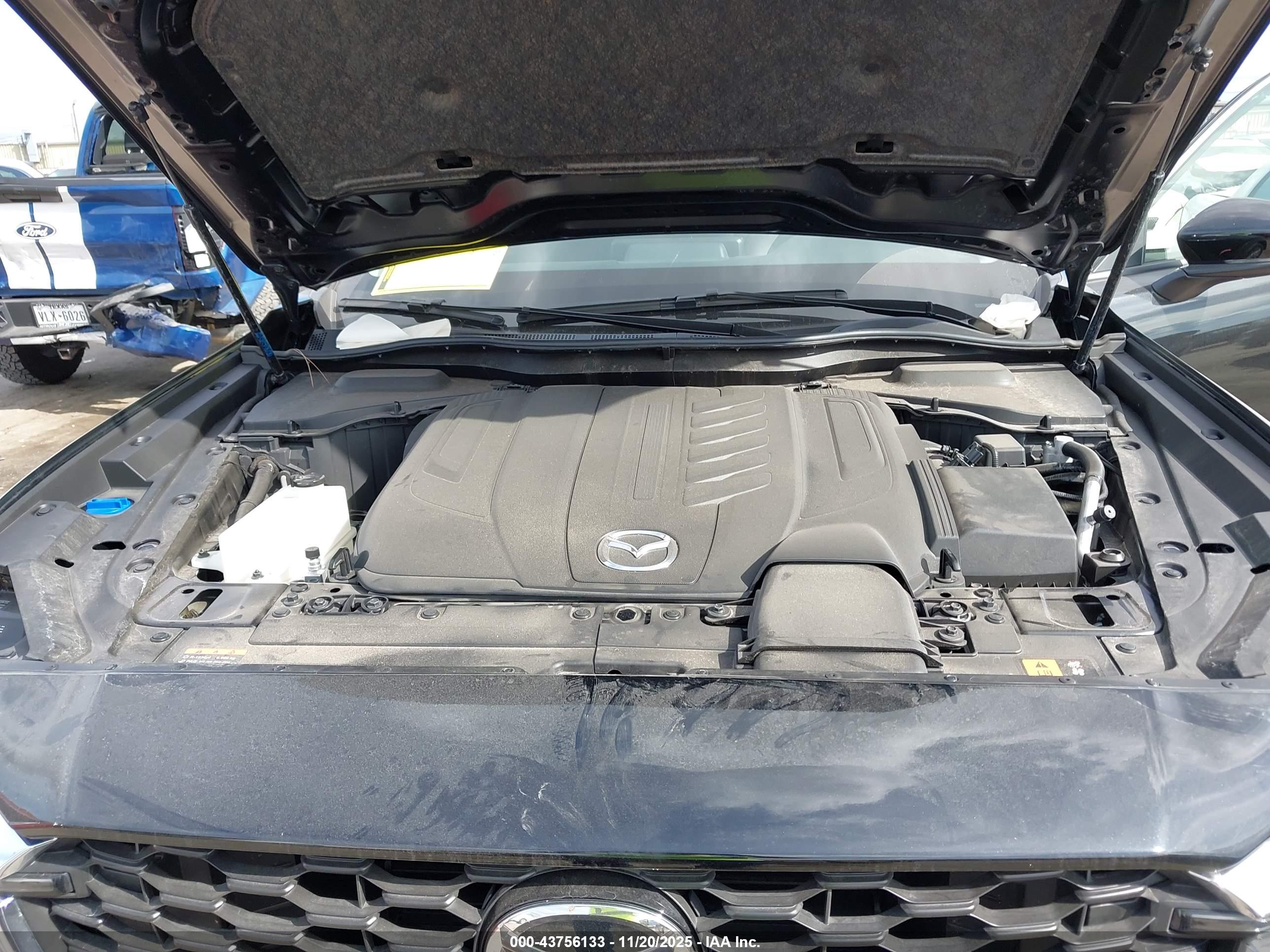 MAZDA CX-90 image 10