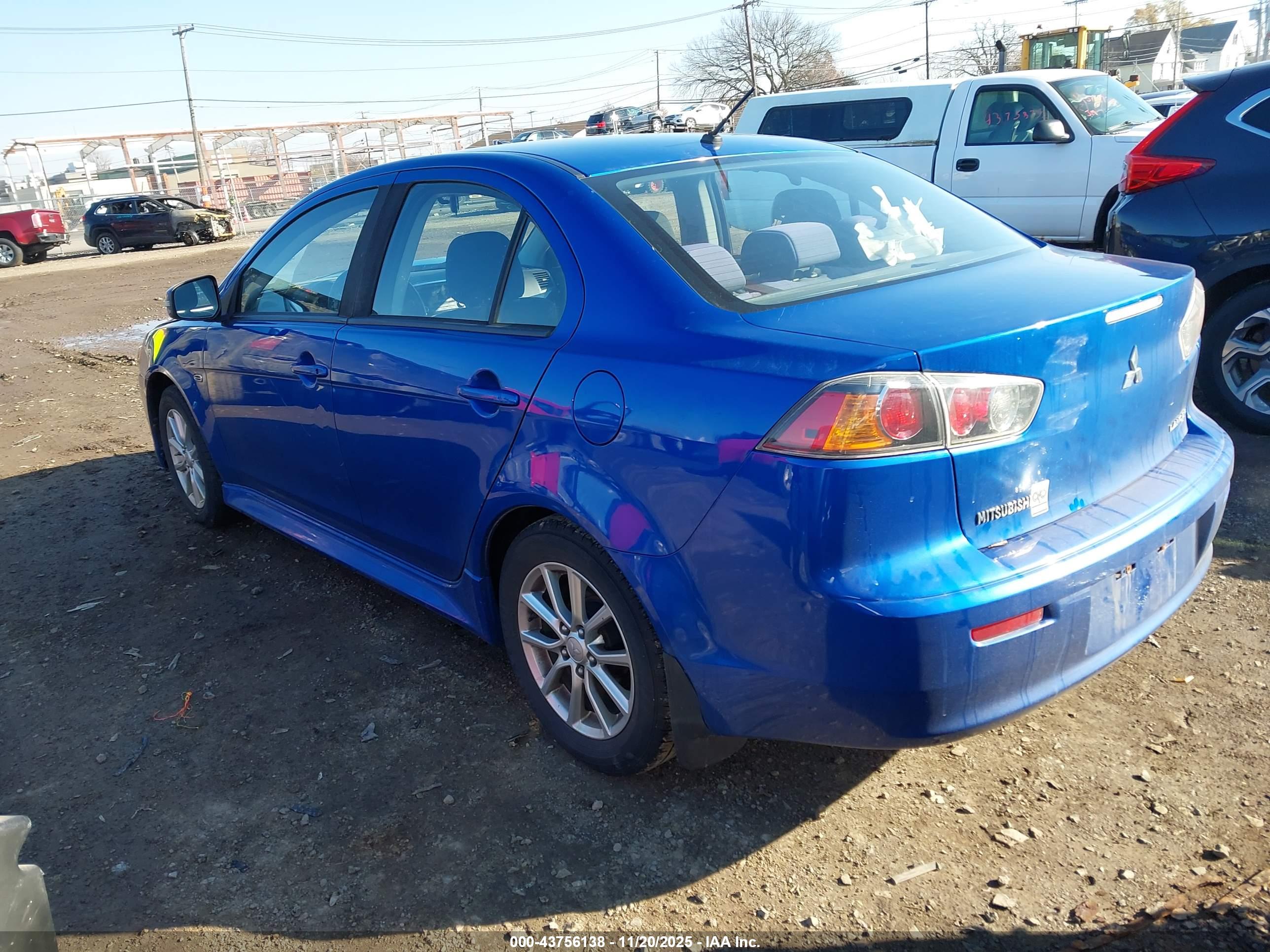MITSUBISHI LANCER image 3