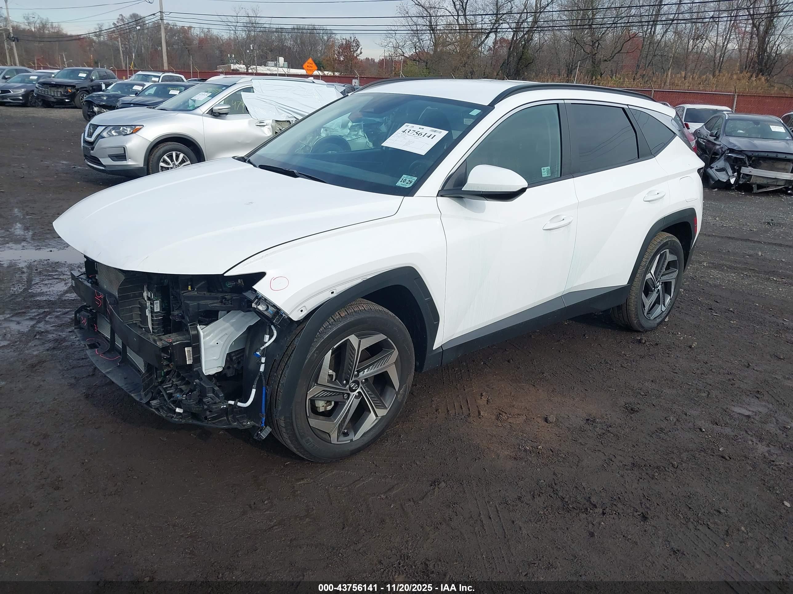 HYUNDAI TUCSON image 2