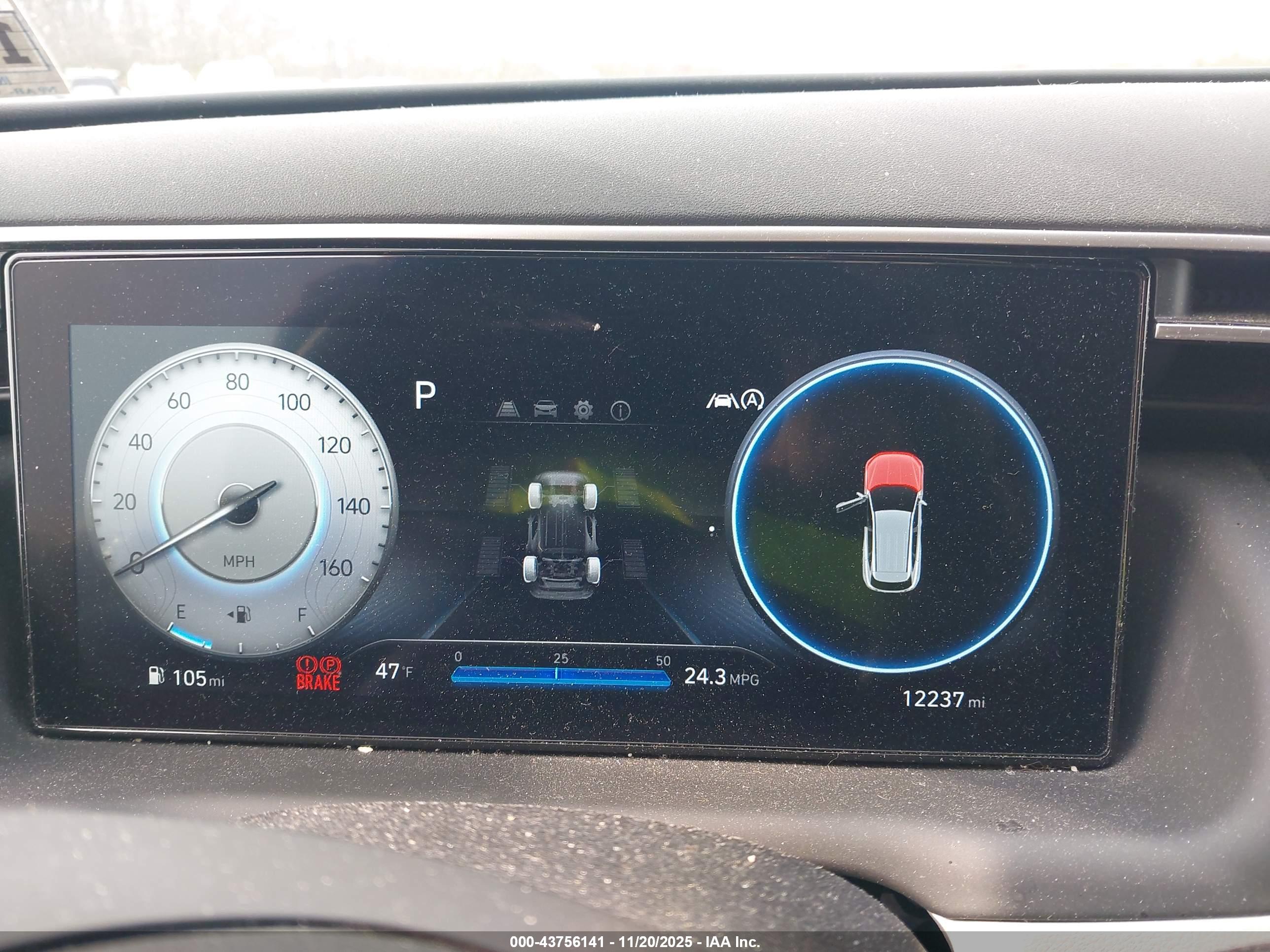 HYUNDAI TUCSON image 7