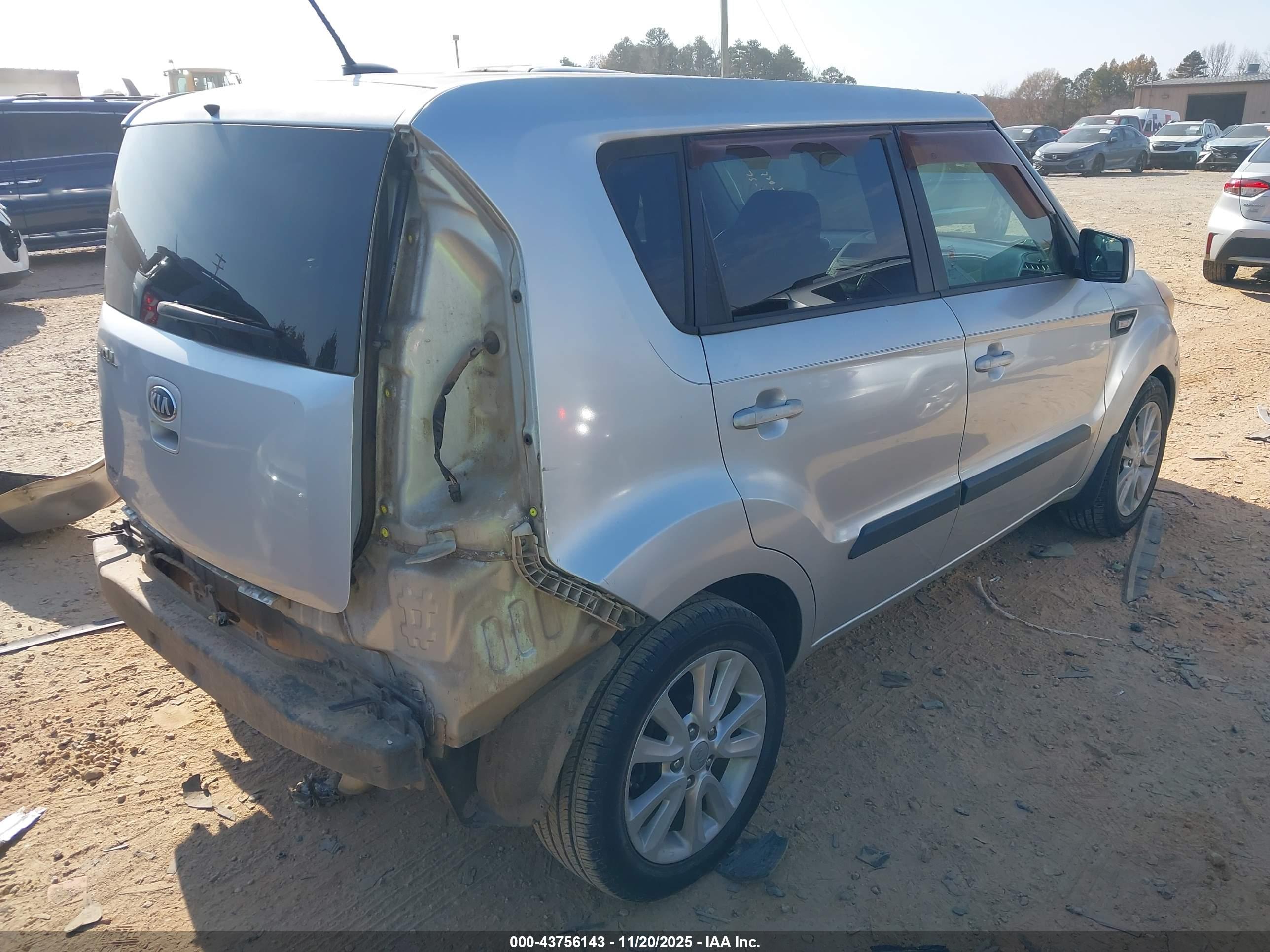 KIA SOUL image 4