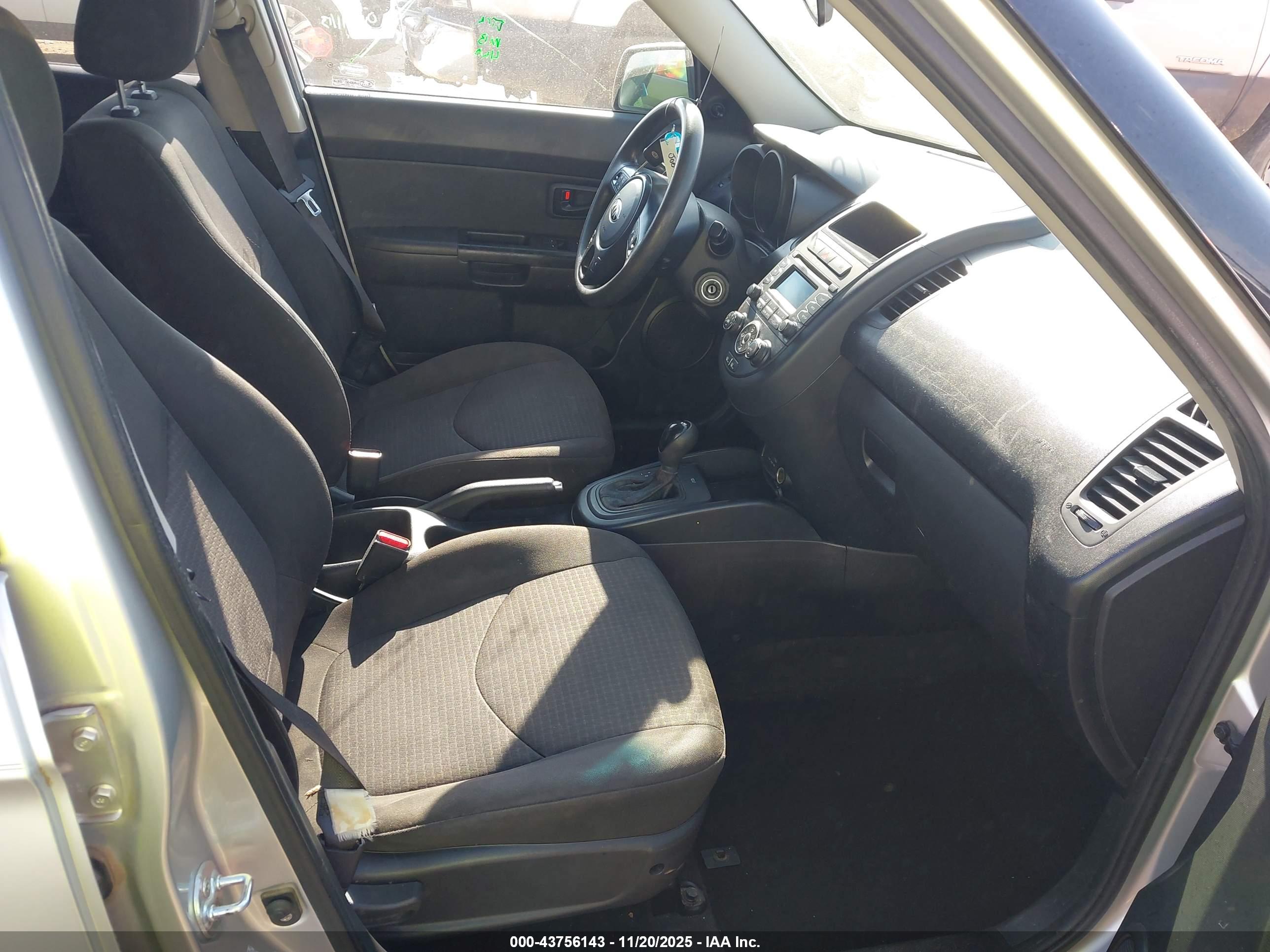 KIA SOUL image 5